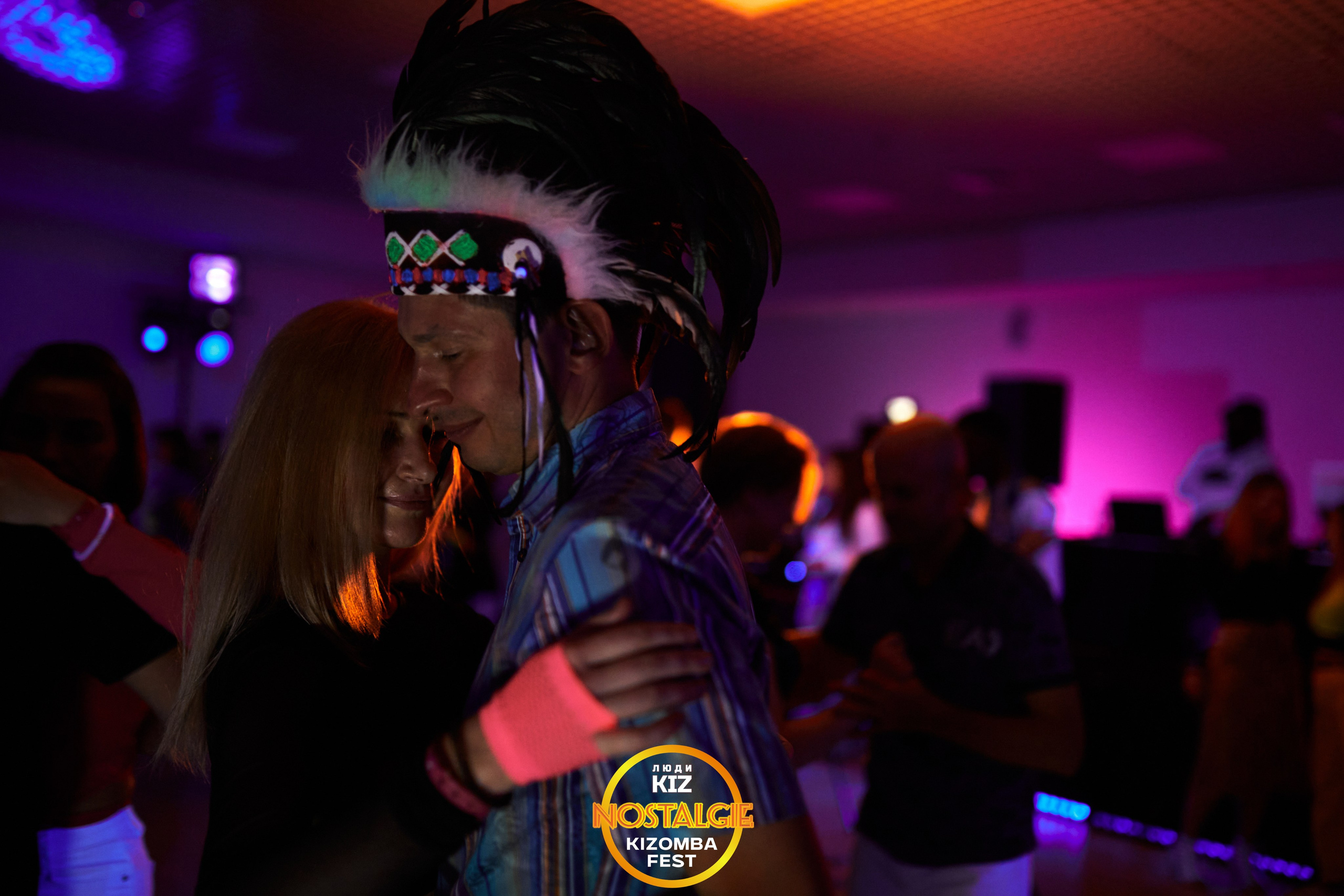 Neon party. Свадебный фотограф