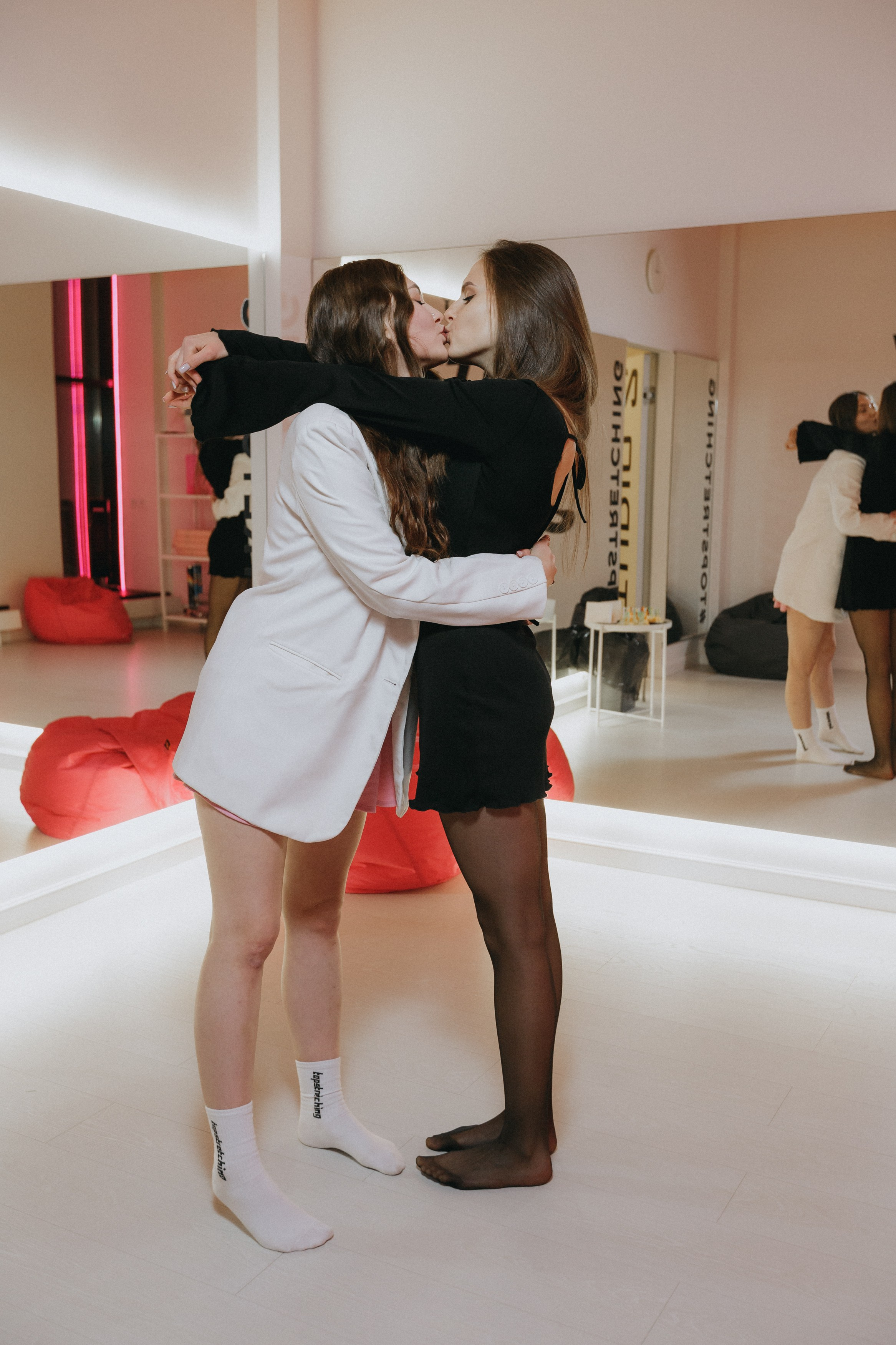 TOPSTRETCHING 2 YEARS. СВОИ. ФОТООТЧЕТЫ-СОБЫТИЯ-МЕСТА