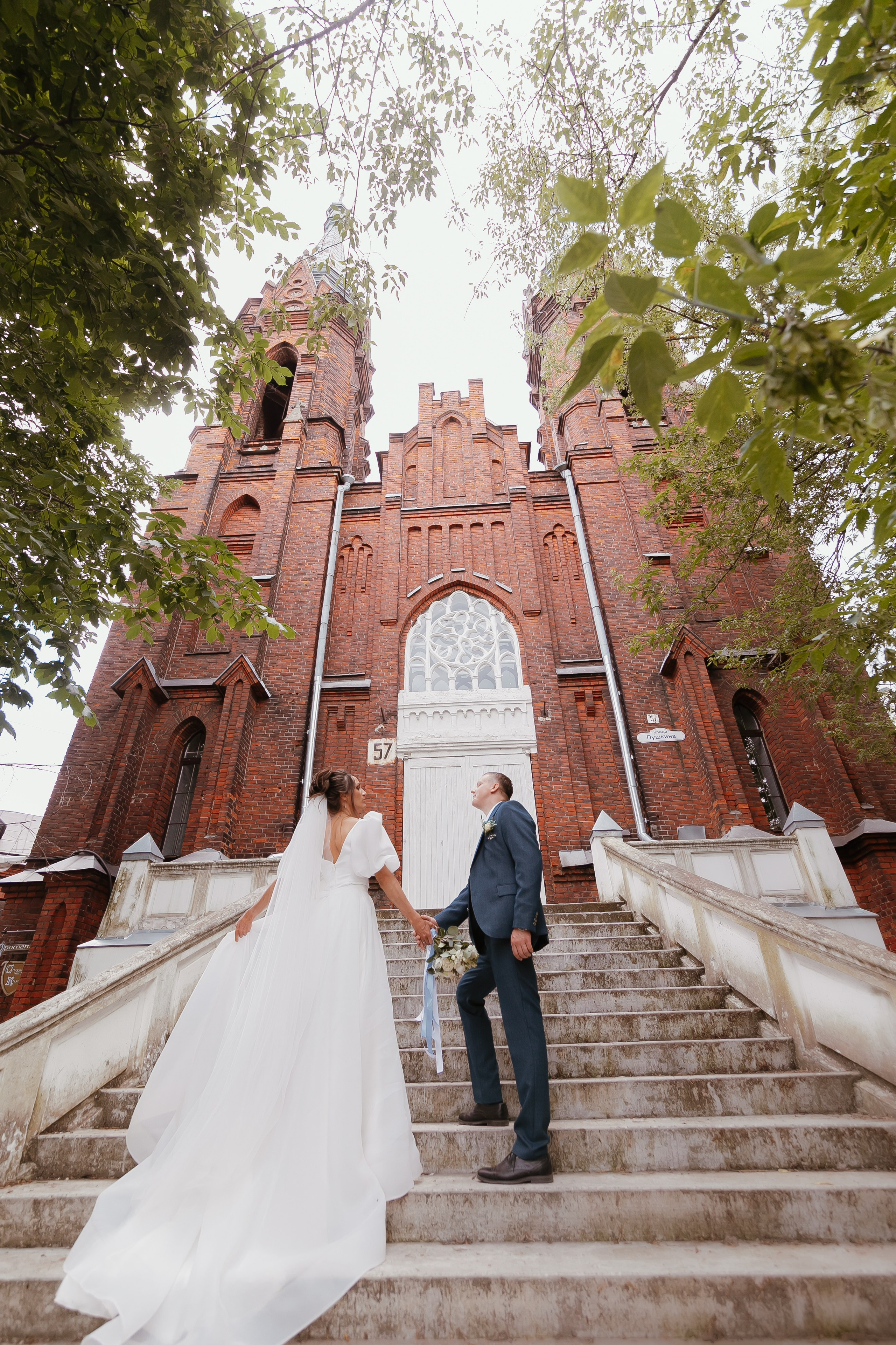 Свадебное портфолио фотографа. Свадебный и репортажный фотограф в Ярославле и Санкт-Петербурге Роман Микрюков