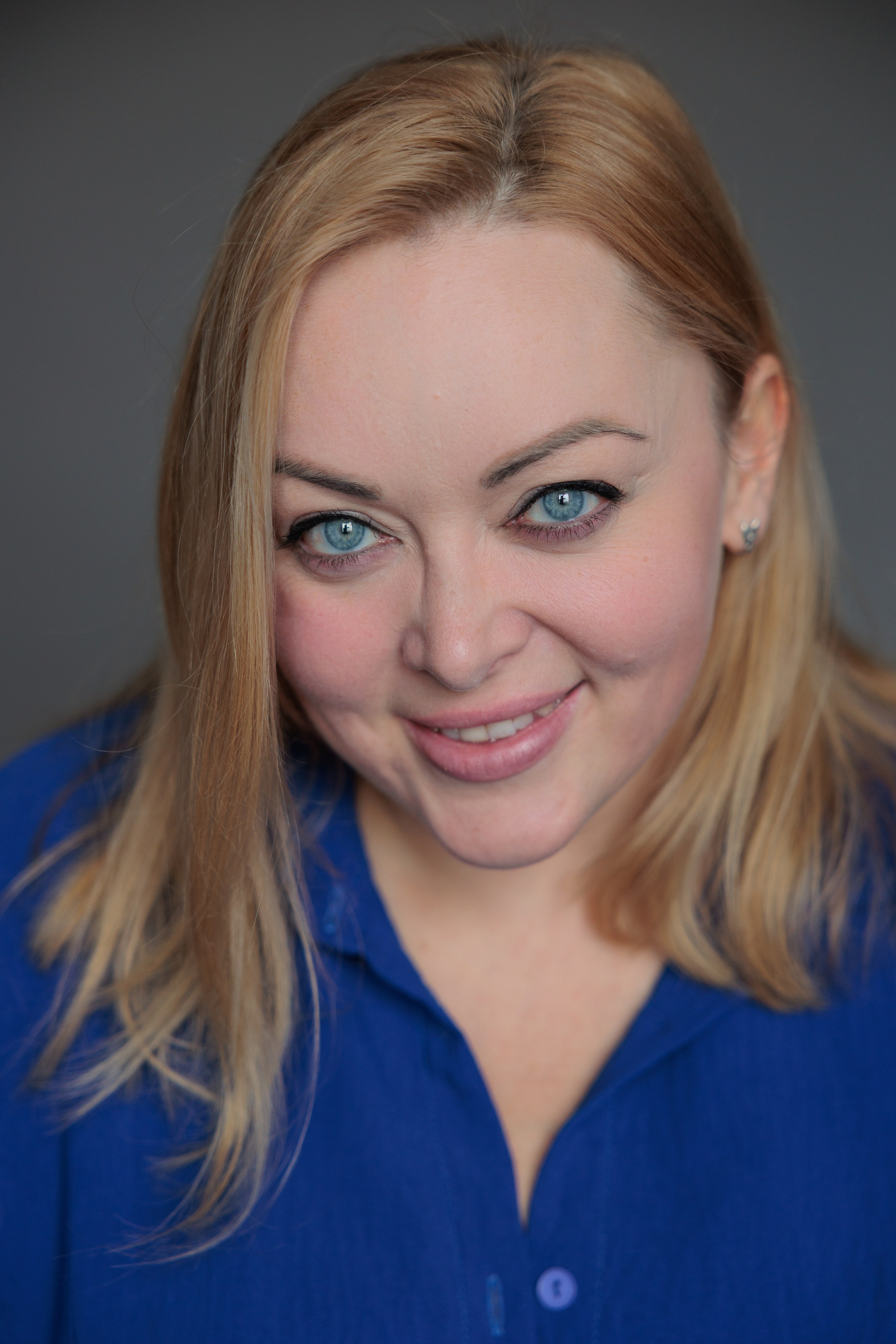 ОЛЕСЯ. Я фотограф из Москвы к Вашим услугам