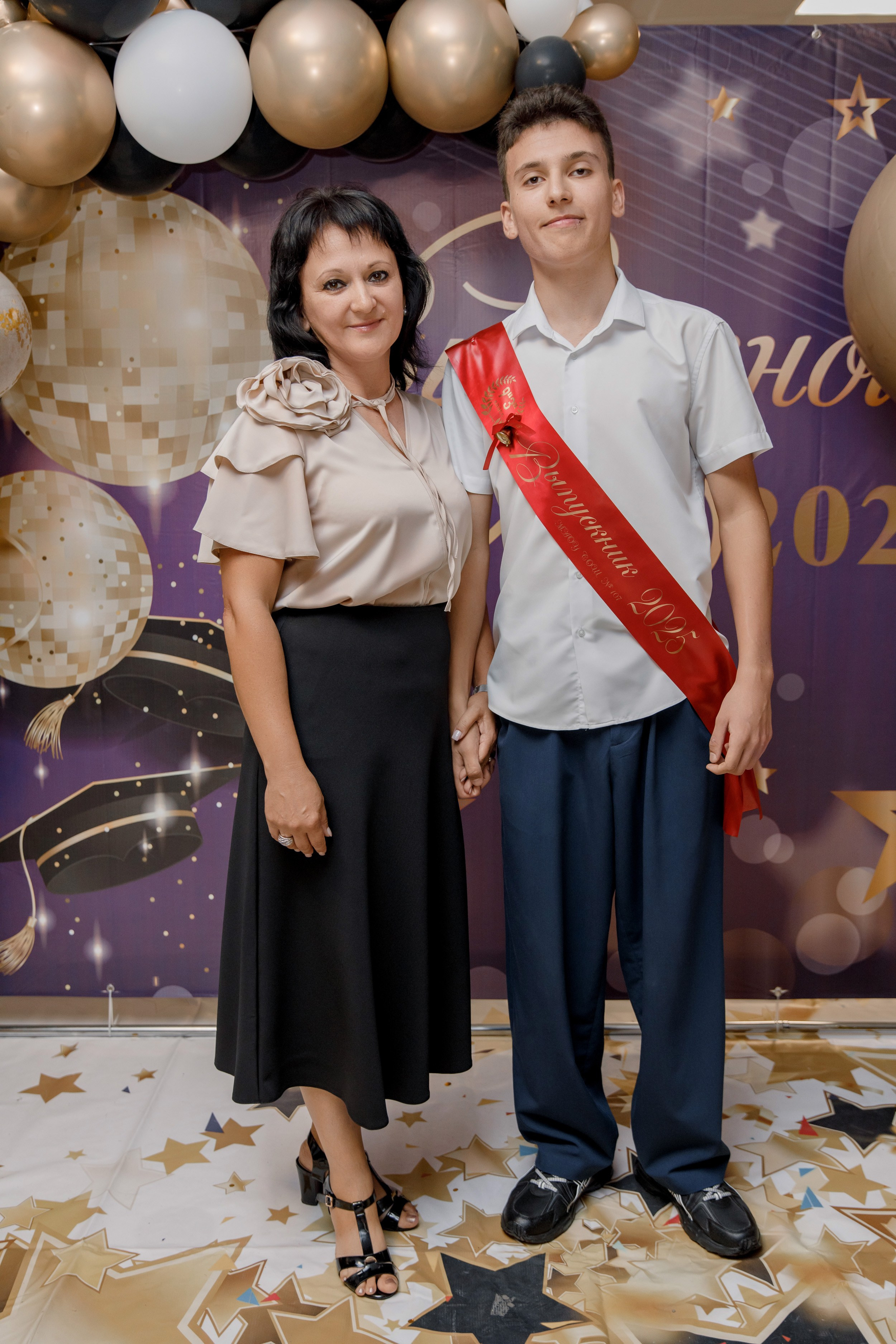 Выпускной школа 107 г Краснодар. Выпускные альбомы в Краснодарском крае