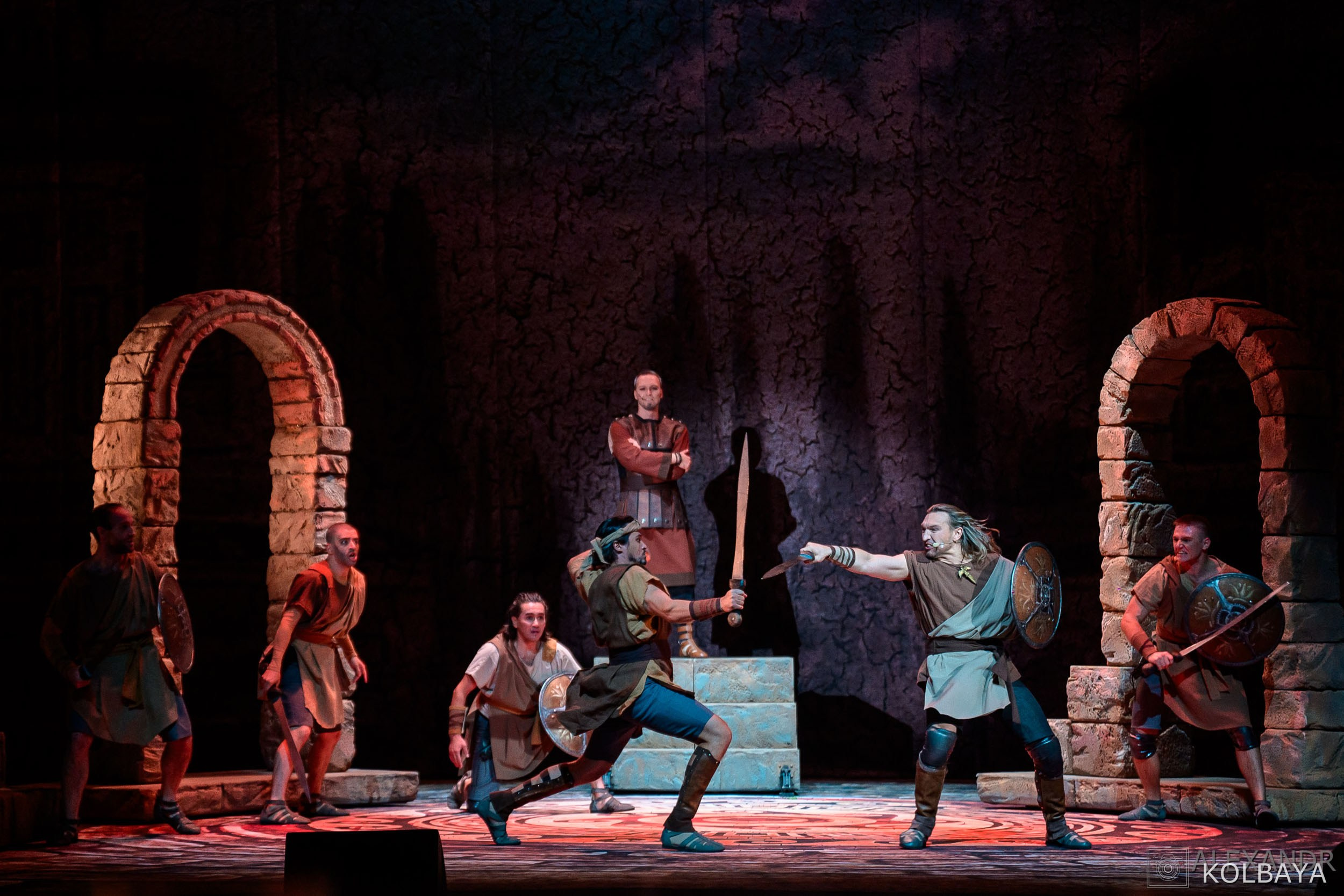 Фоторепортаж со спектакля Гладиатор в Театре Терезы Дуровой. Концертный и театральный репортажный фотограф в Москве Александр Колбая