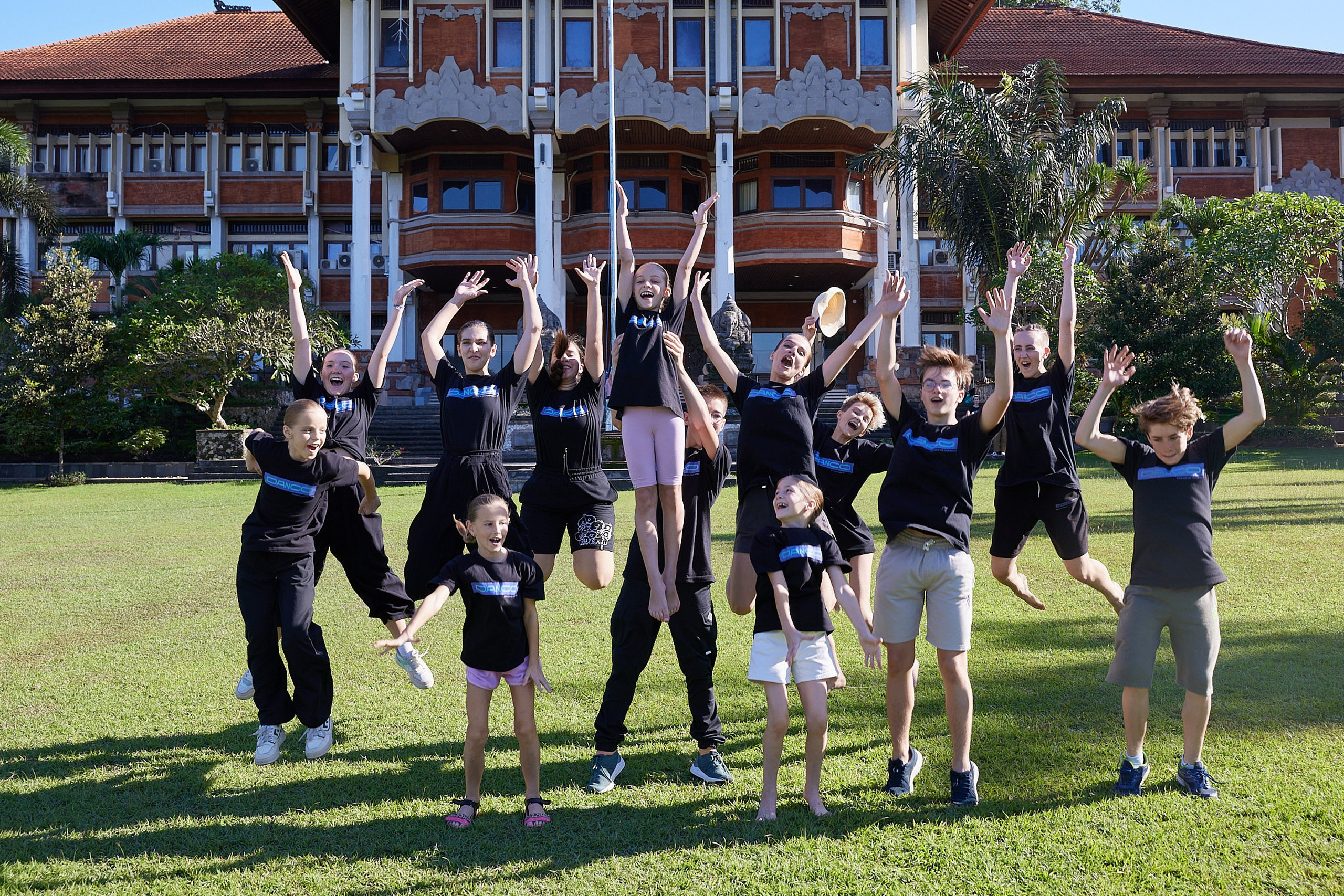 Яркие и эмоциональные фото с вашего праздника | Лучшие моменты в объективе