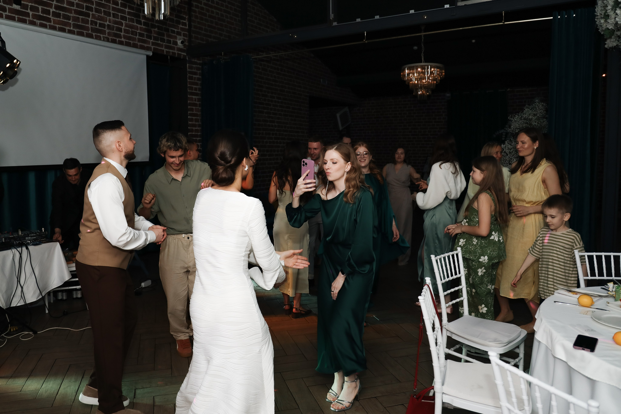 Е. +  П. С утренних сборов и до торта. Семейный и lovestory фотограф в Москве Светлана Коняхина