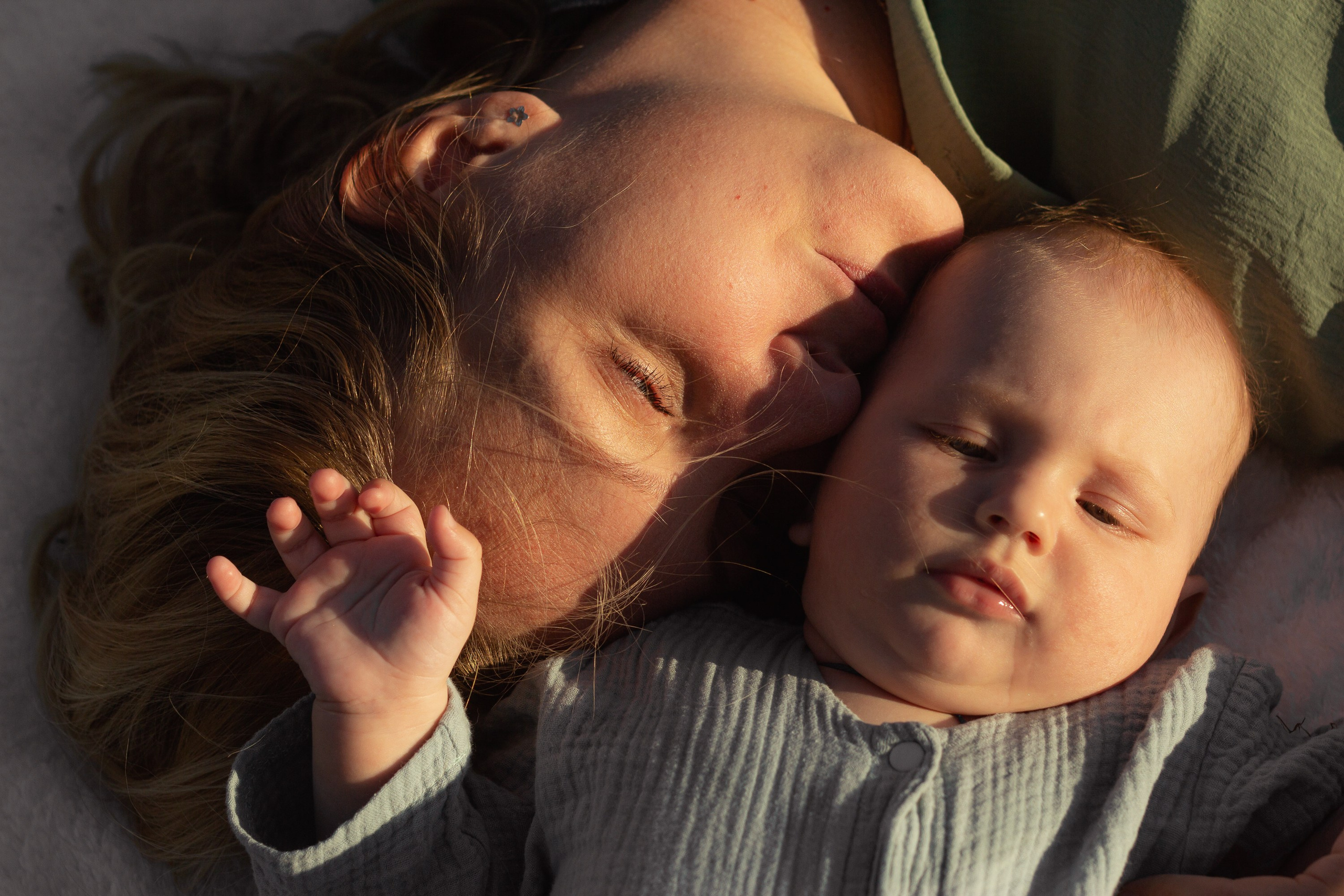 Наташа с малышом. Фотограф Великий Новгород Татьяна Чиглинцева