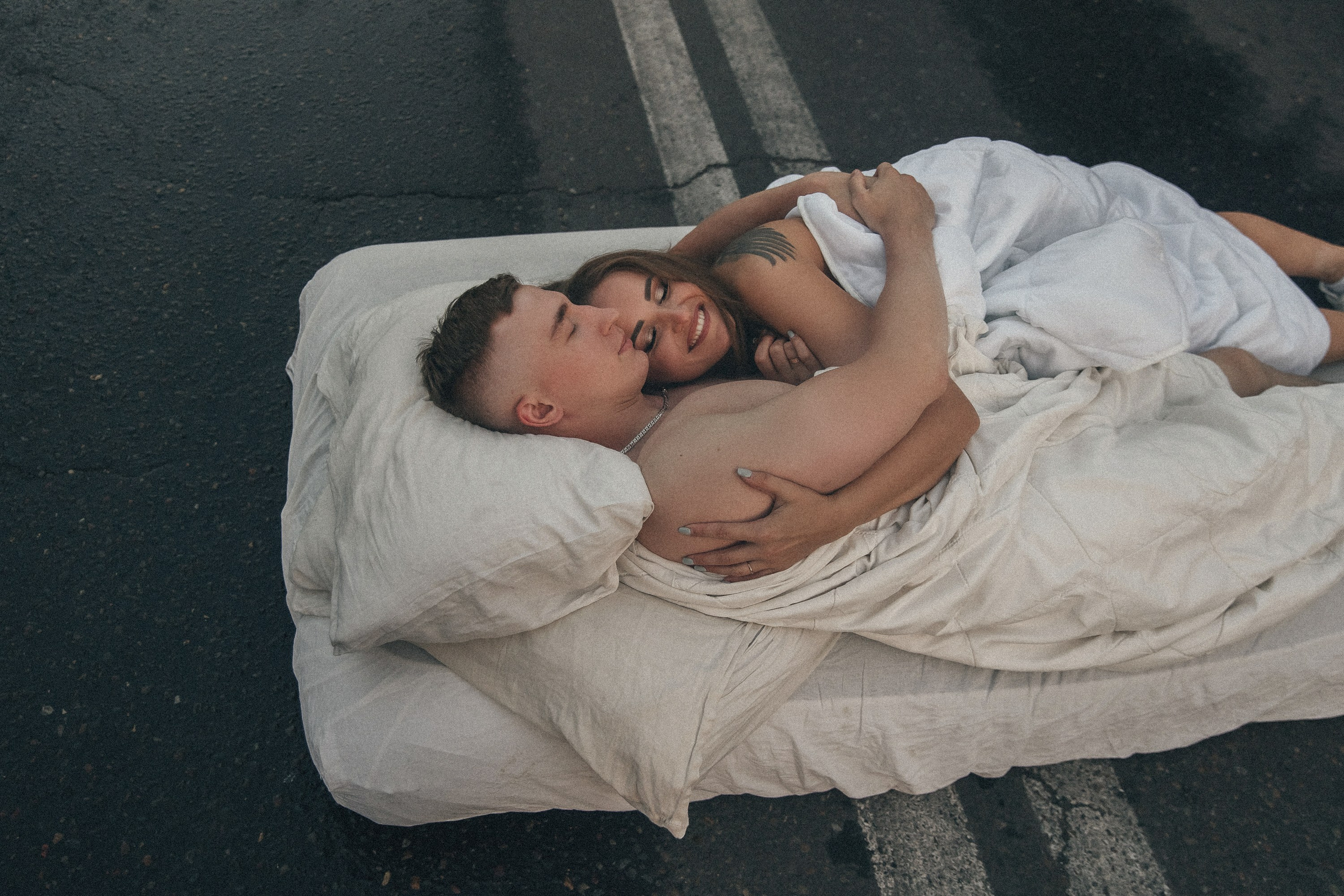 «ПРОСНИСЬ, ЭТО ЛЮБОВЬ». Maria Startseva Photo