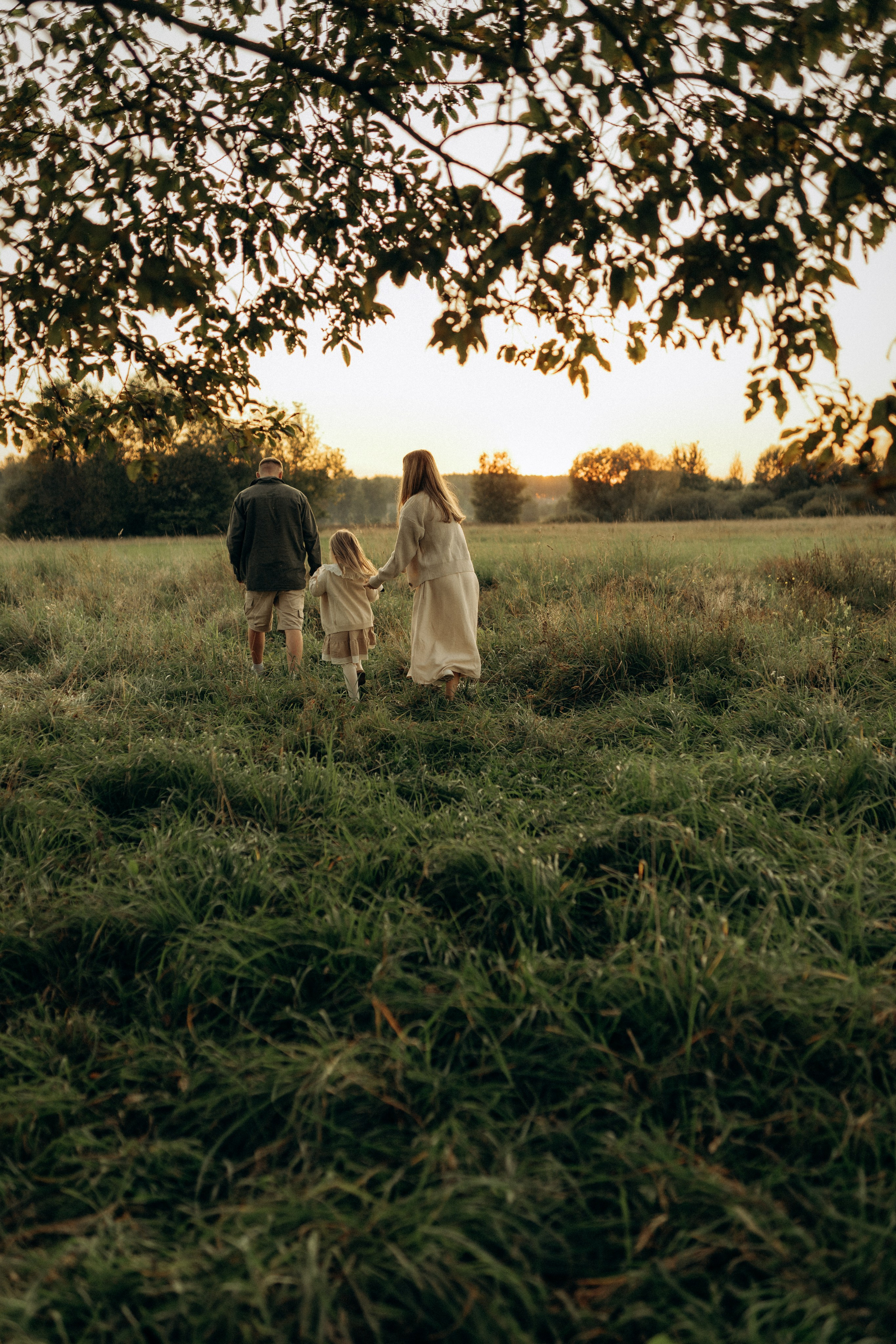 Летний вечер в поле. Семейный lifestyle фотограф в Москве Рената Рафикова