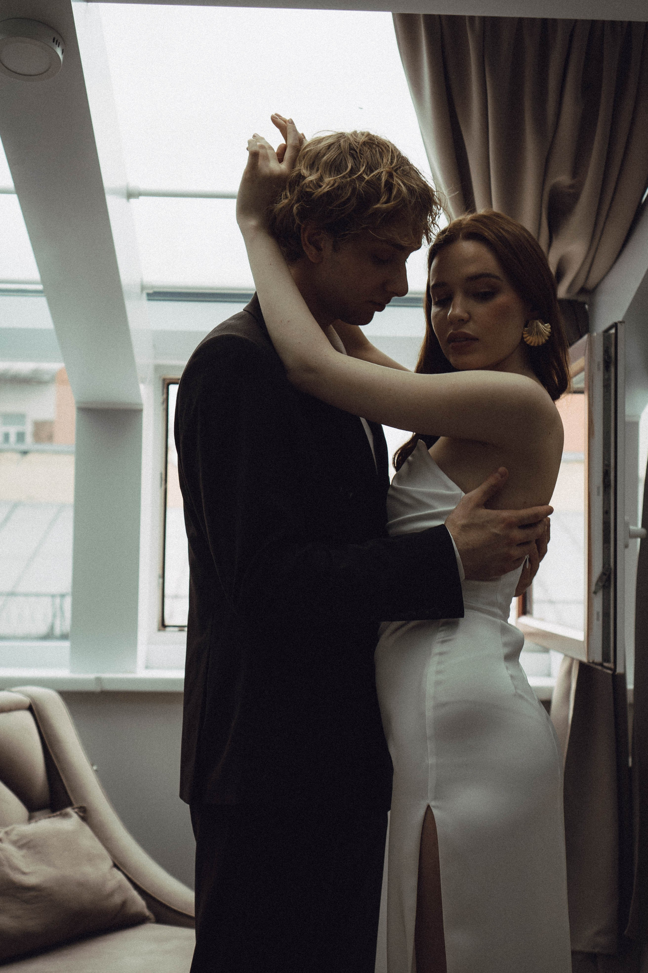 СВАДЕБНАЯ СЬЕМКА В ОТЕЛЕ. СБОРЫ ЖЕНИХА И НЕВЕСТЫ И ТАКЖЕ ТОР И ПОДГОТОВКА К ПРОГУЛКЕ. Профессиональный фотограф, Санкт-Петербург — Виктория Богомолова