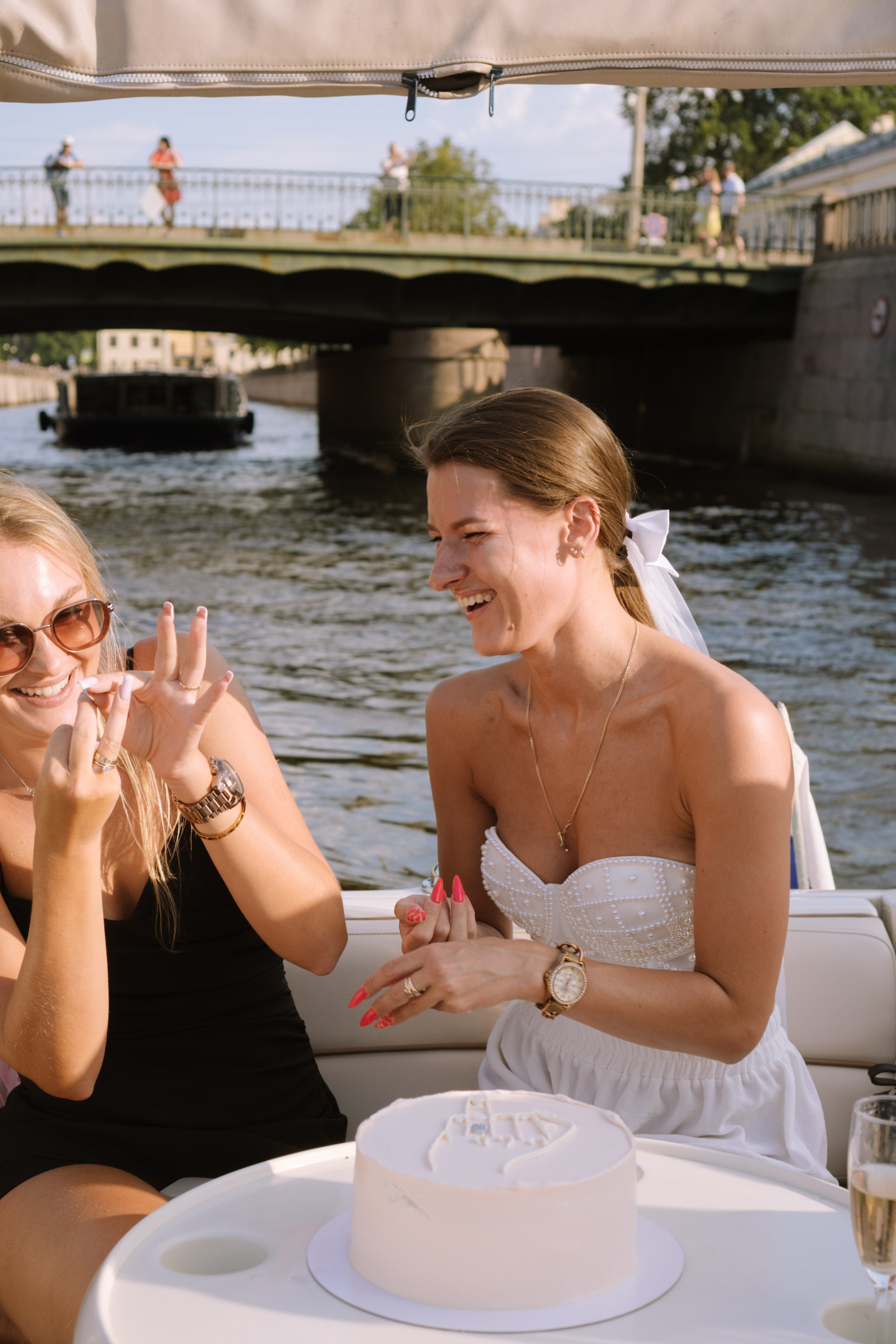 ДЕВИЧНИК НА КАТЕРЕ. Профессиональный фотограф, Санкт-Петербург — Виктория Богомолова