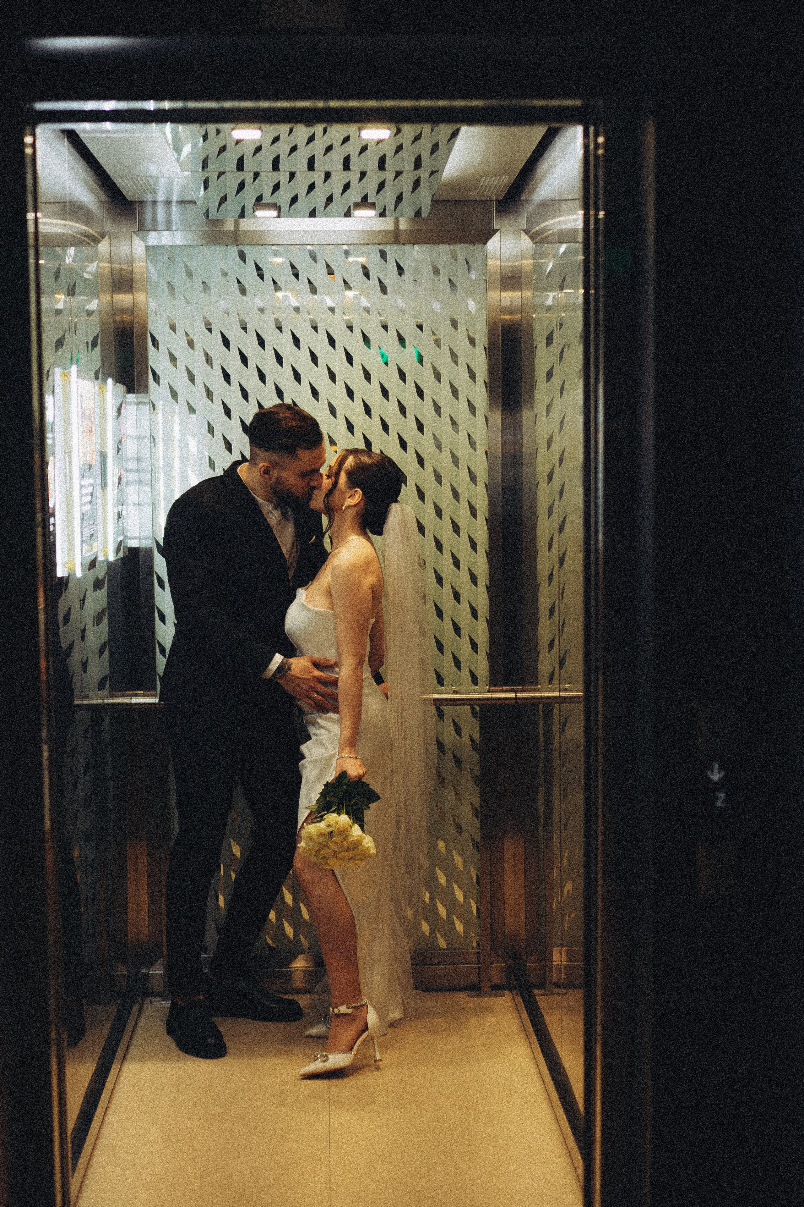 СВАДЕБНАЯ СЬЕМКА СБОРОВ ЖЕНИХА И НЕВЕСТЫ В ОТЕЛЕ И ТАКЖЕ ФОТОСЕССИИЯ В ОТЕЛЕЕ МЕГАПОЛИС БРЯНСК. Профессиональный фотограф, Санкт-Петербург — Виктория Богомолова