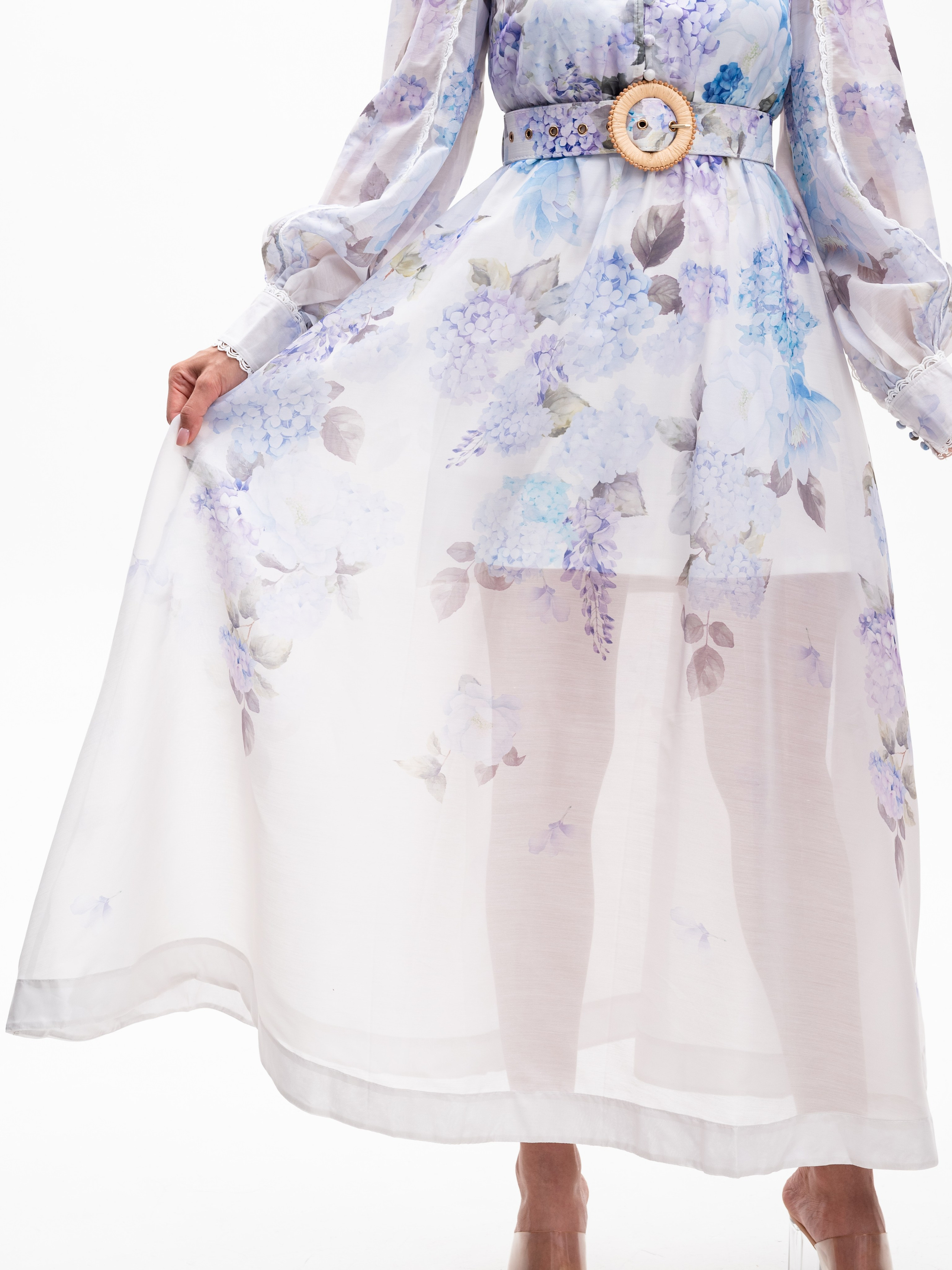 Платья. Предметный фотограф, фото для маркетплейсов Пятигорск, КМВ