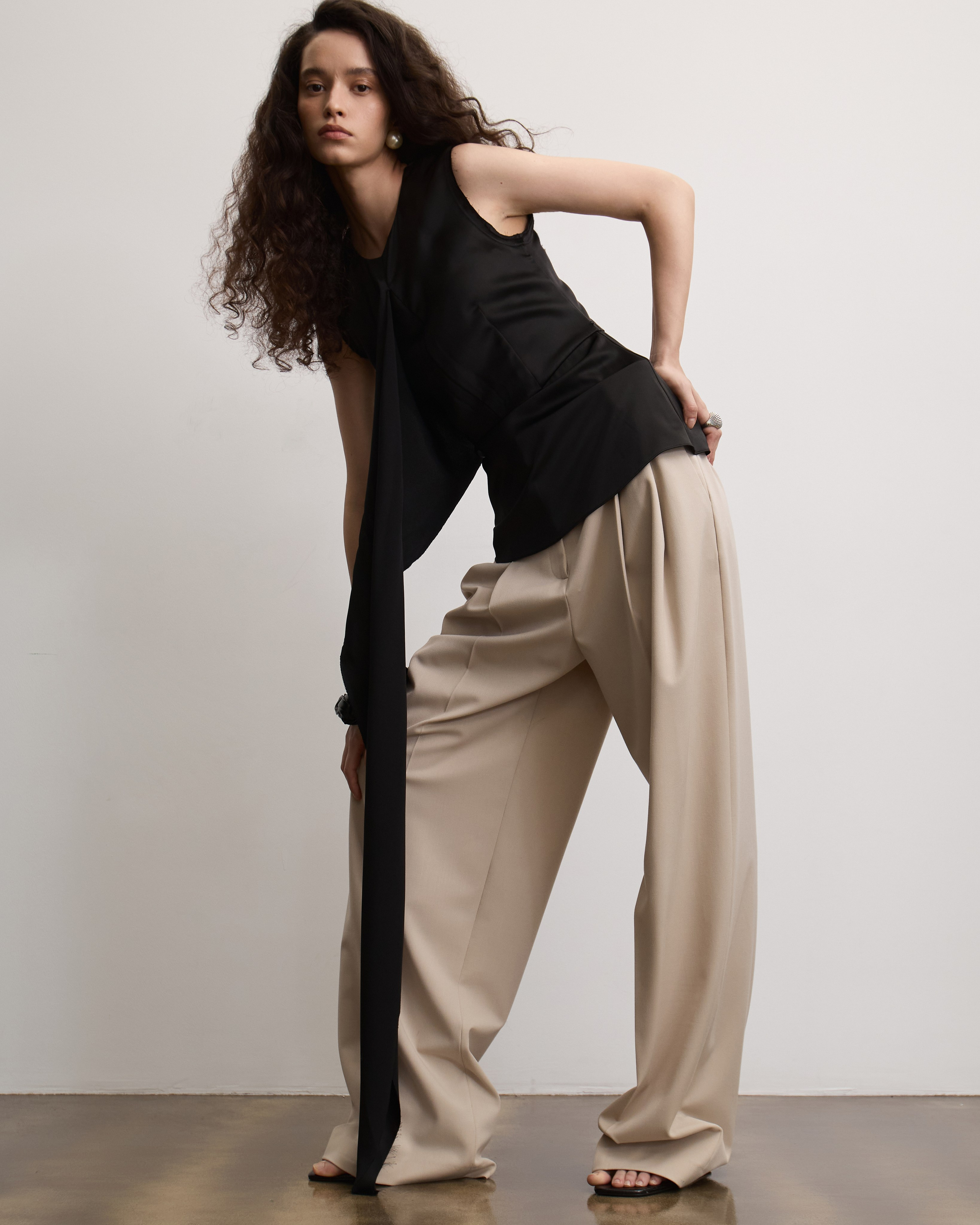 Room513. Фотограф и видеограф для брендов в Москве