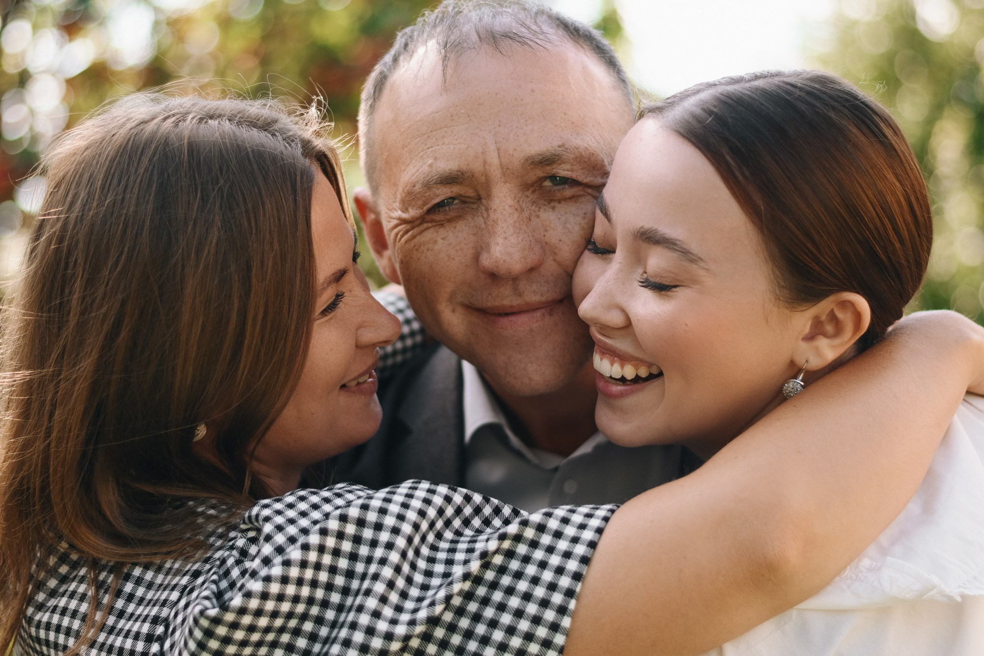 Семейная фотосессия в Тюмени — портреты поколений. Портретный фотограф Тюмень Дарья Мустафина