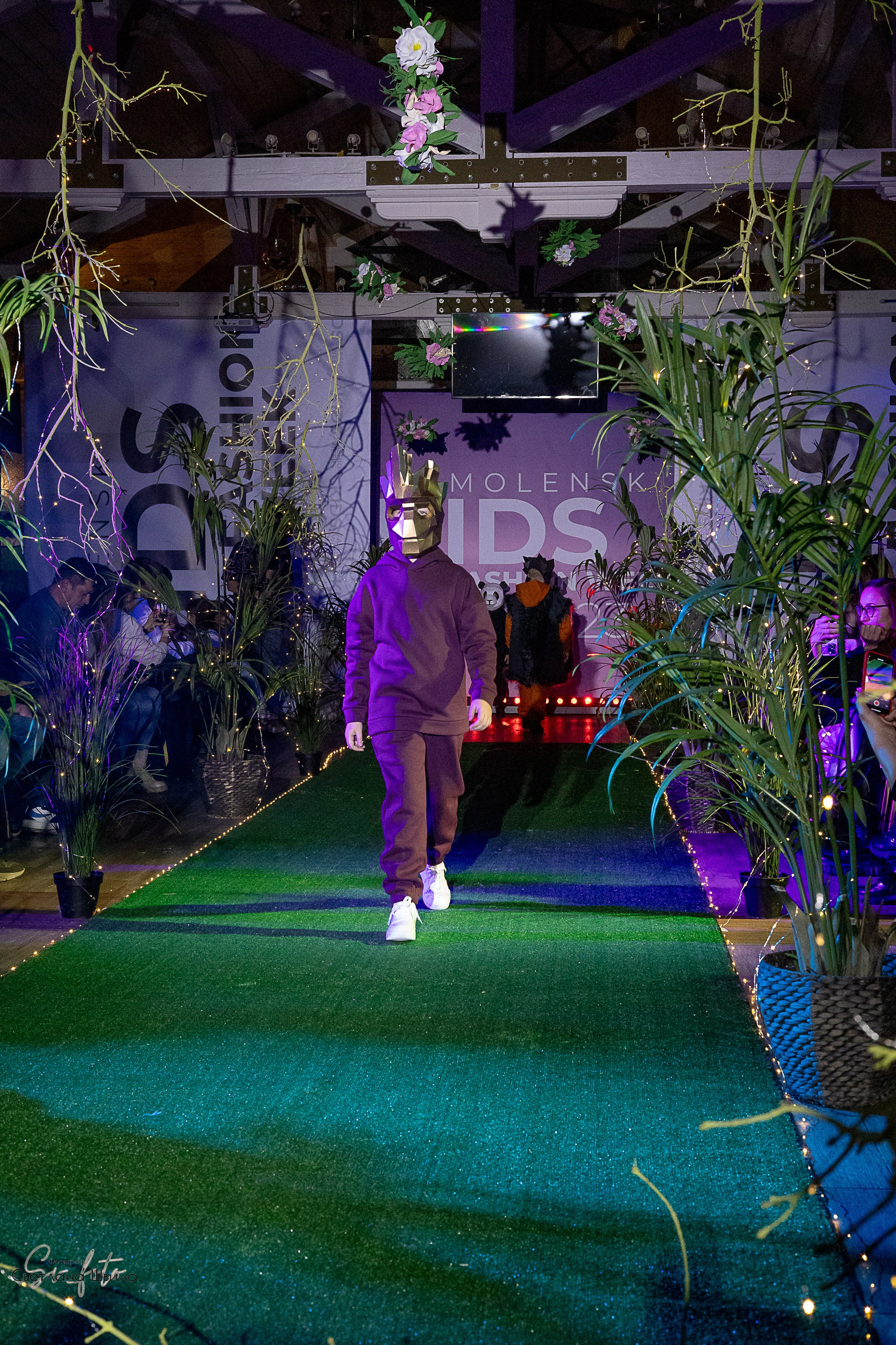 Smolensk Fashion Week_показы_ДЕНЬ 3_ФИНАЛ_Алиса в стране чудес. Главная