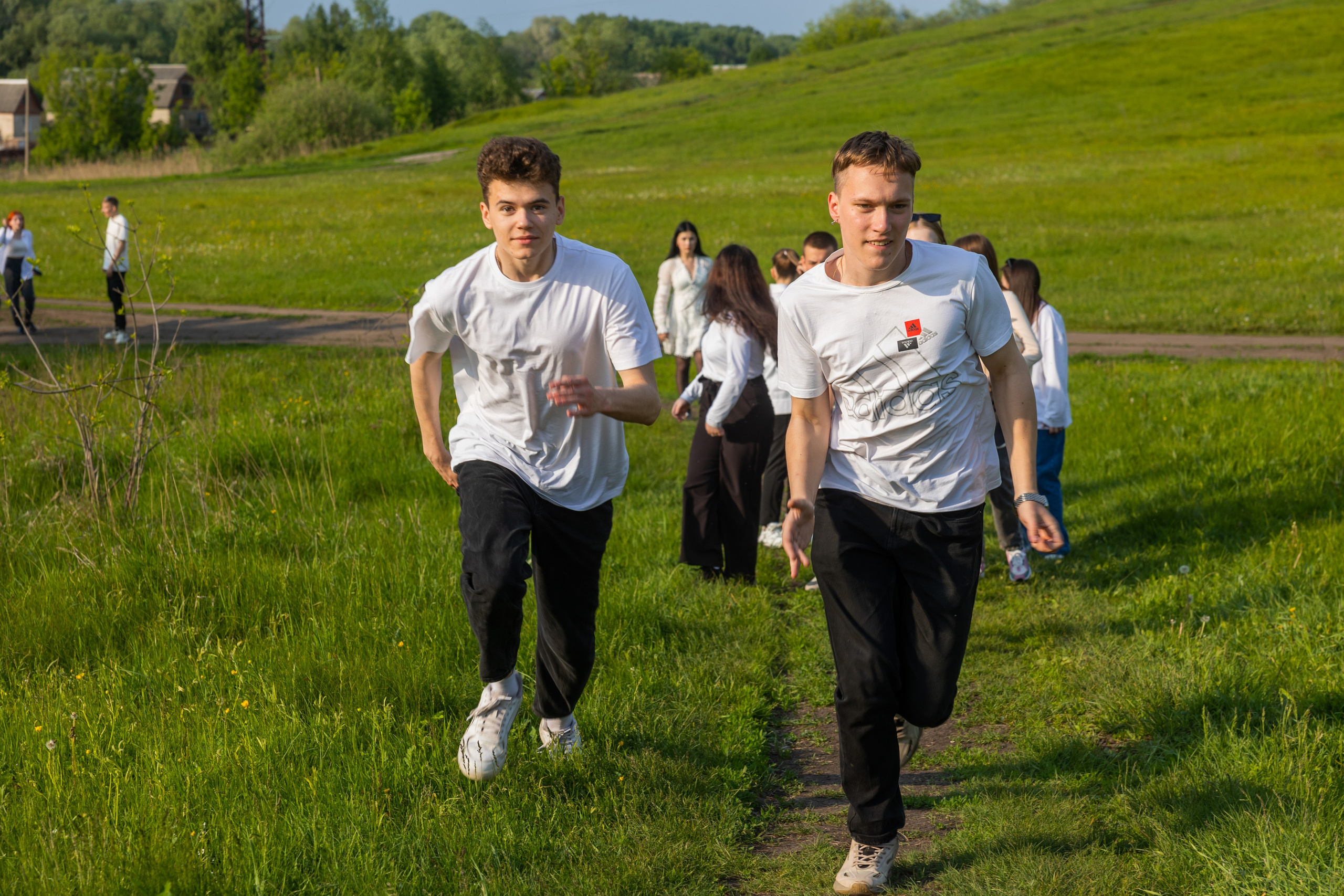 ФОТОГАЛЕРЕЯ. Фотограф Петров Александр Свадьбы, Съемка в студии, Выпускные альбомы г. Балашов