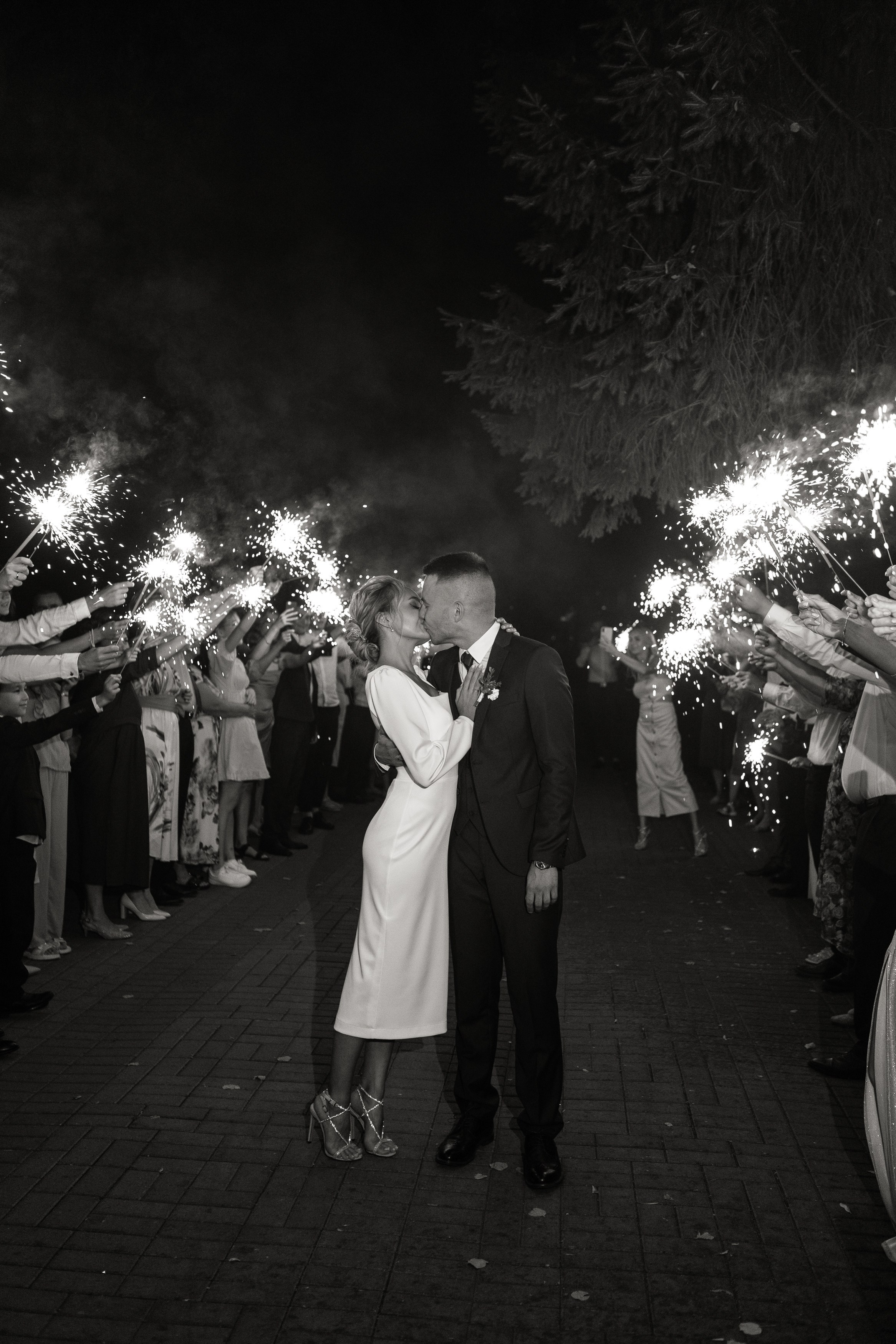 Свадебный фотограф Уфа — Руслан ГабдлисламовЖивые эмоции, красивые кадры, воспоминания на всю жизнь.Работаю по всей Республике Башкортоста. Свадебный фотограф Уфа Руслан Габдлисламов