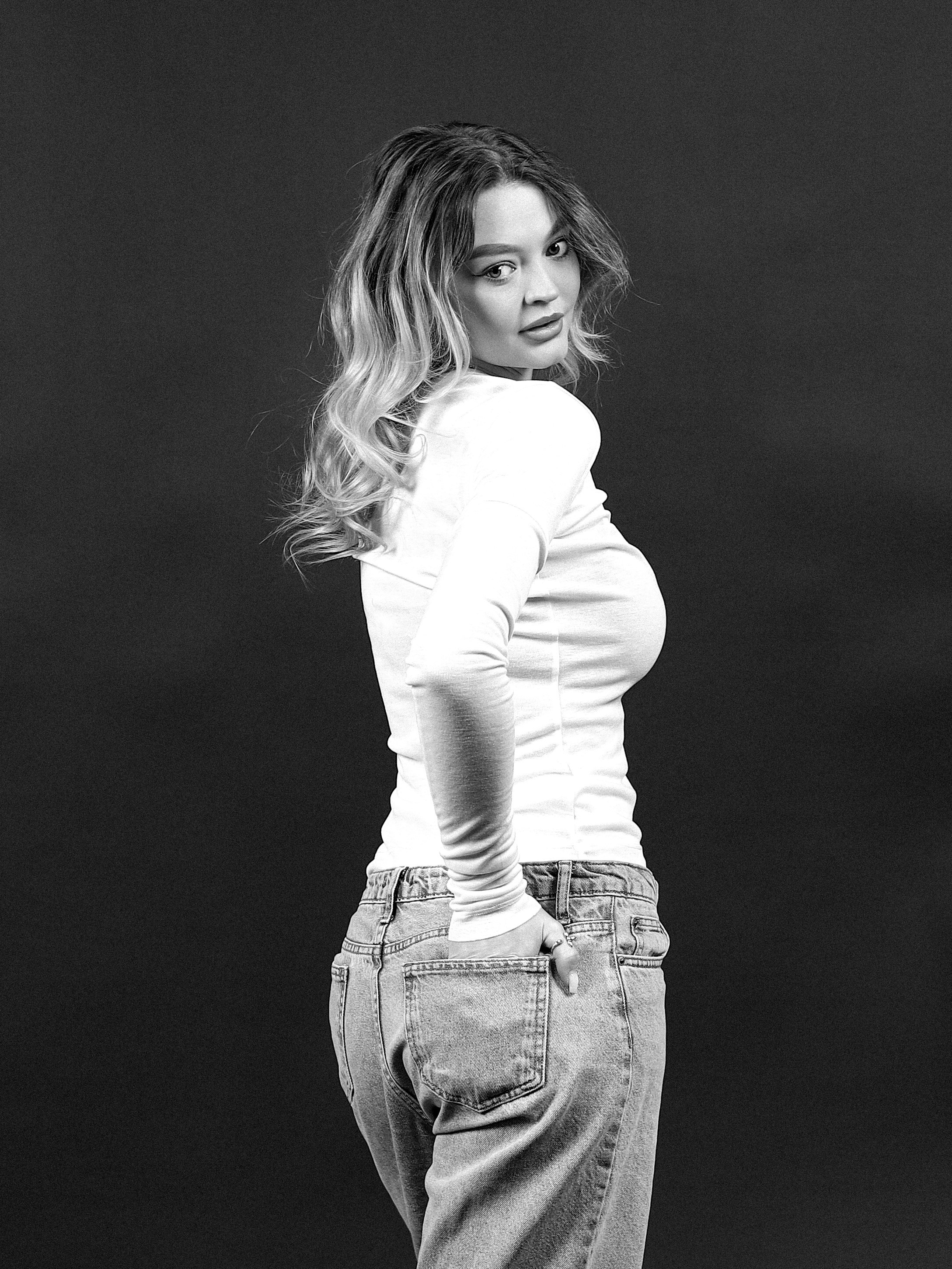 Дарья и Анна. Фотостудия без фотографа Чехов. Первая студия автопортрета в Чехове