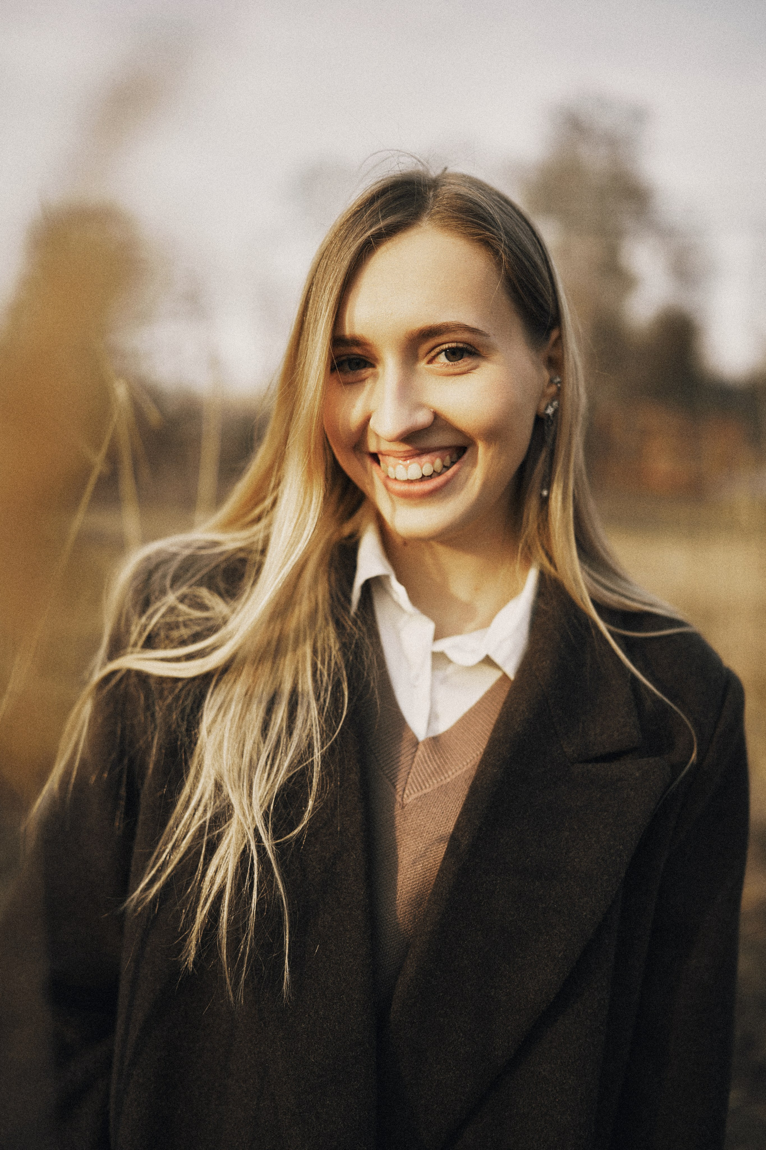 Женский портрет на природе — естественный свет и красота. Фотограф в Хабаровске Дмитрий Лемешков