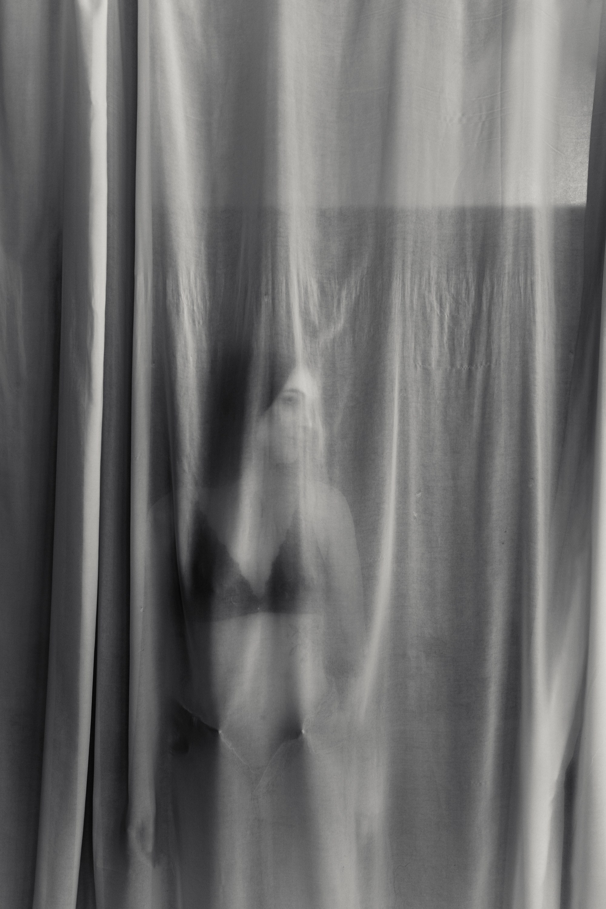 Валентина — эксперт по депиляции. Портретный фотограф в Красноярске Акифьева Евгения