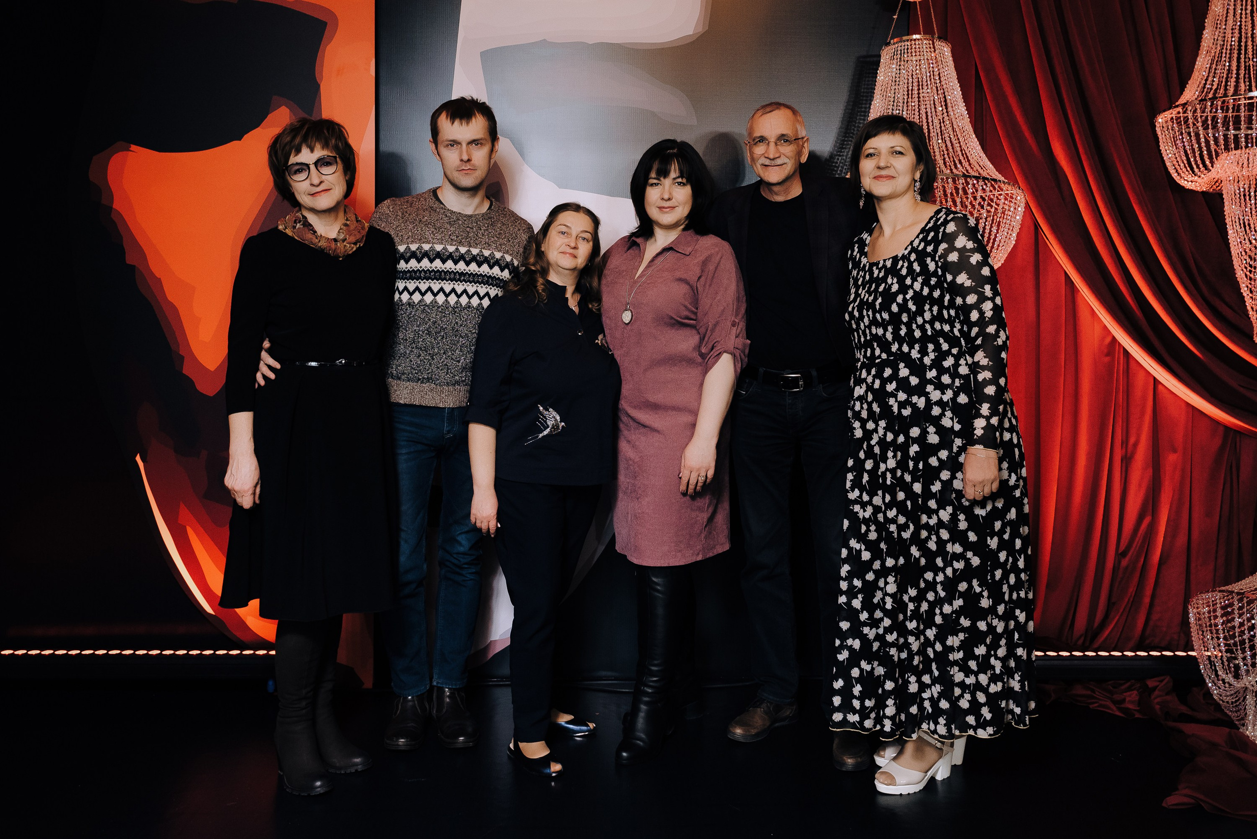 СПЕКТАКЛЬ «ВОЛШЕБНЫЕ ОЧКИ» ОПТИК-ЦЕНТР. Репортажный фотограф Зуев Роман г. Челябинск