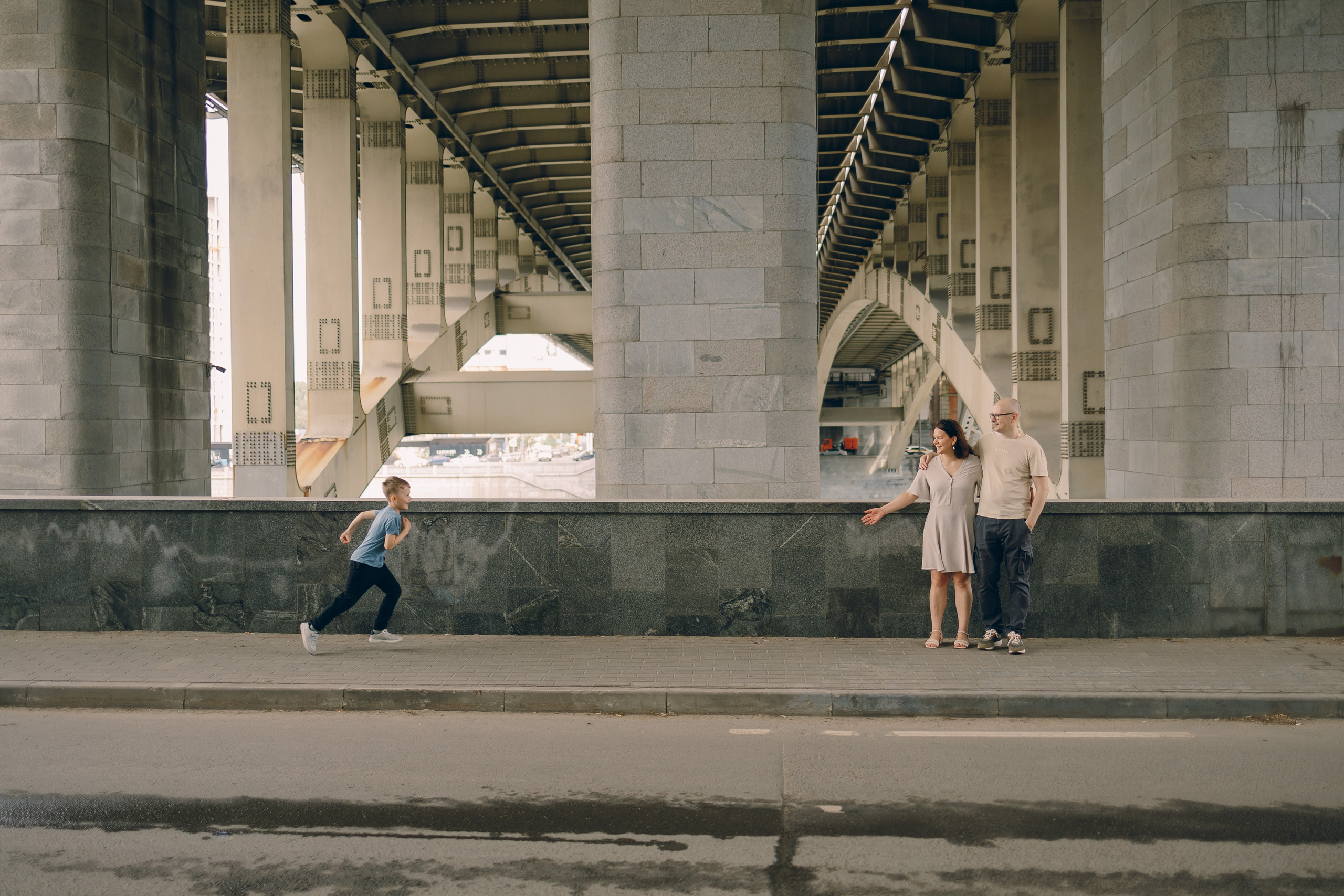 Семейная прогулка. Семейный Фотограф в Москве Евгения Симоненко