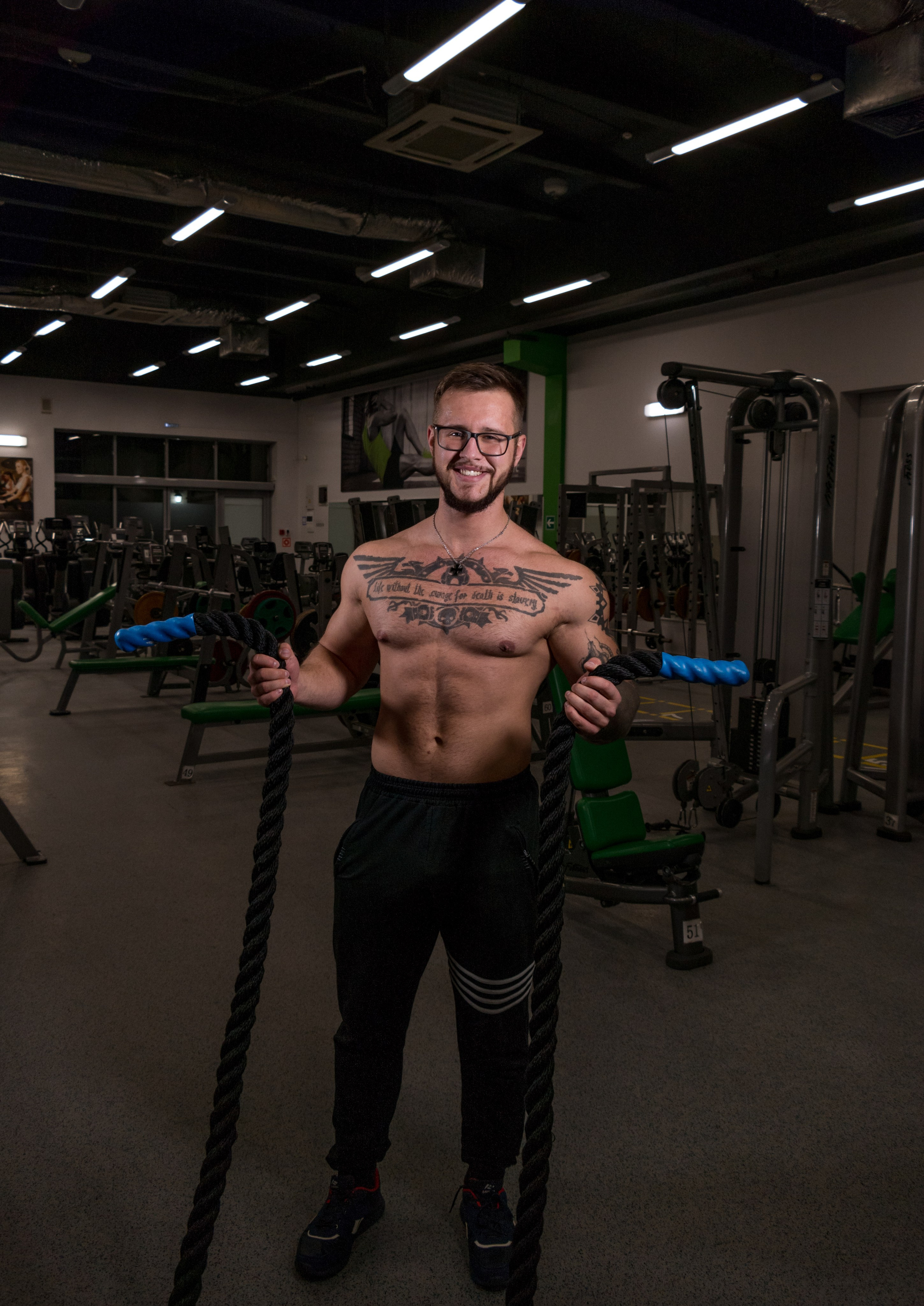 Контент-фотосъемки для экспертов и фитнес тренеров. AI Фотограф Краснодар: мужские и женские фотосессии, стилизация съемки. Нейро-фотосессии онлайн