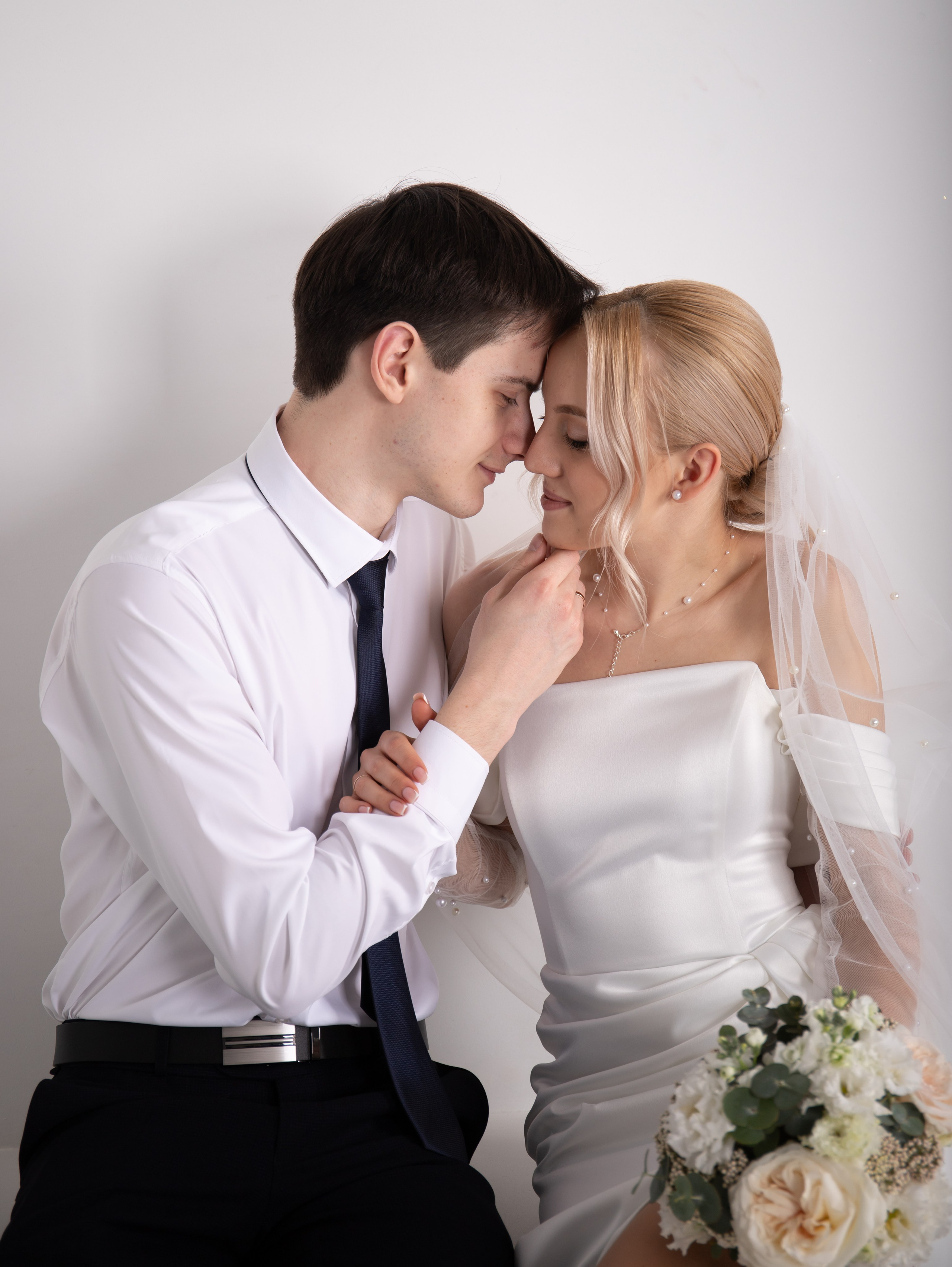 Илья&София (ЗАГС, прогулка, фотостудия). Свадебный и семейный фотограф в Москве Мила Широких