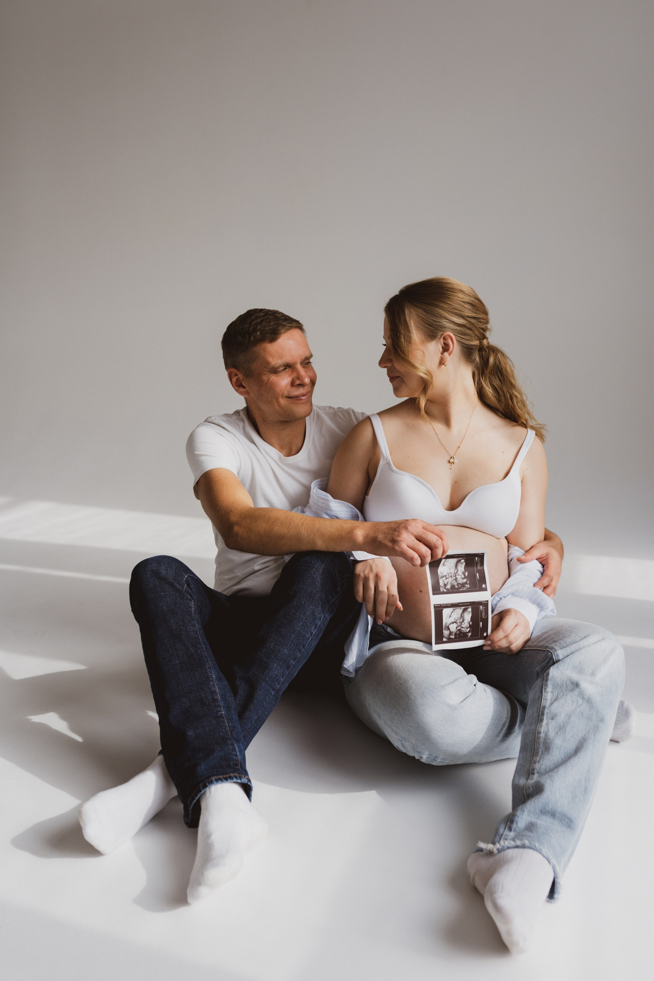 Семейная фотосессия в студии в Москве, семейный фотограф Анна Полушина. Свадебный фотограф в Москве Анна Полушина