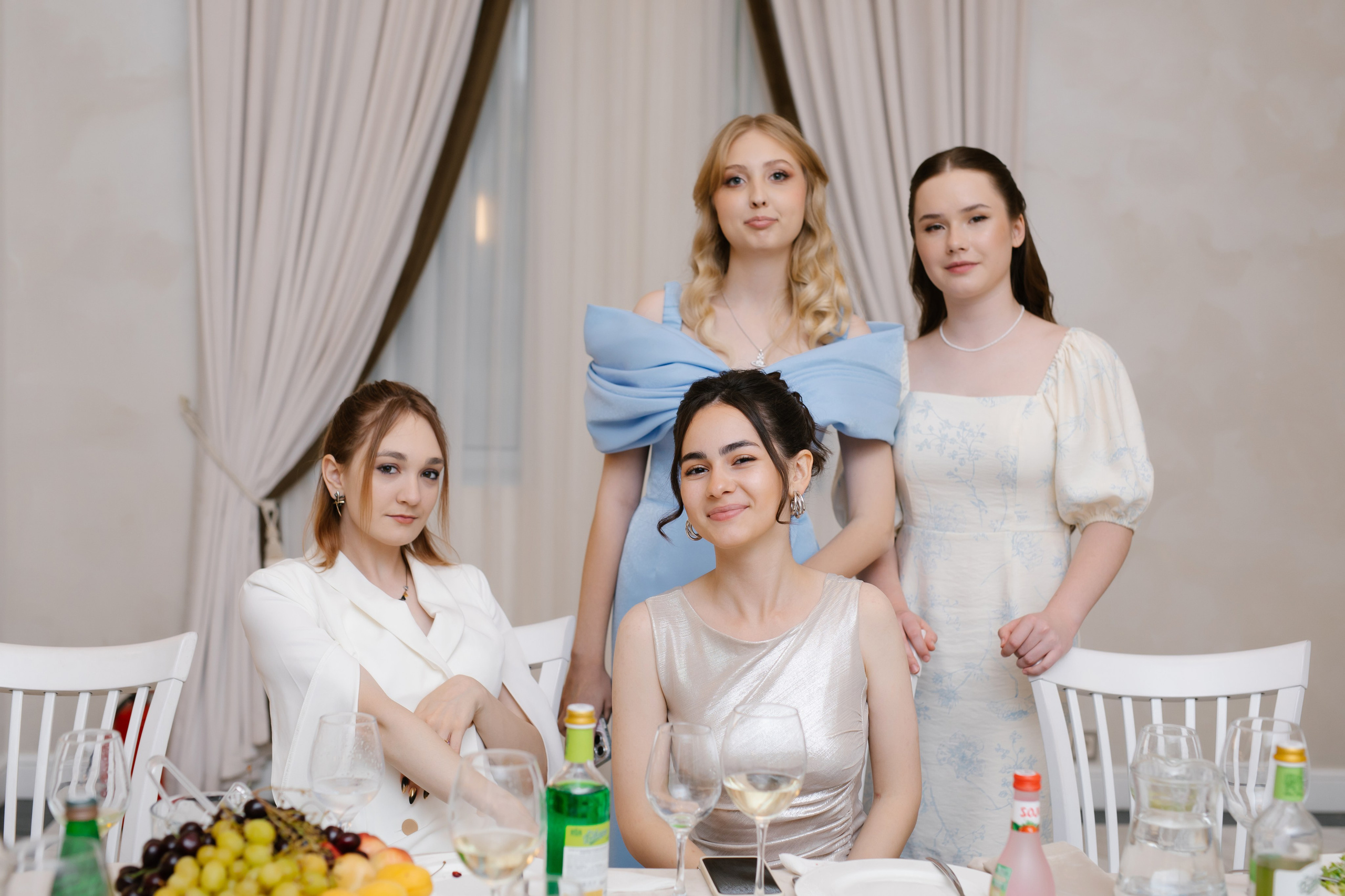 11 класс, ресторан «Тет-а-тет»