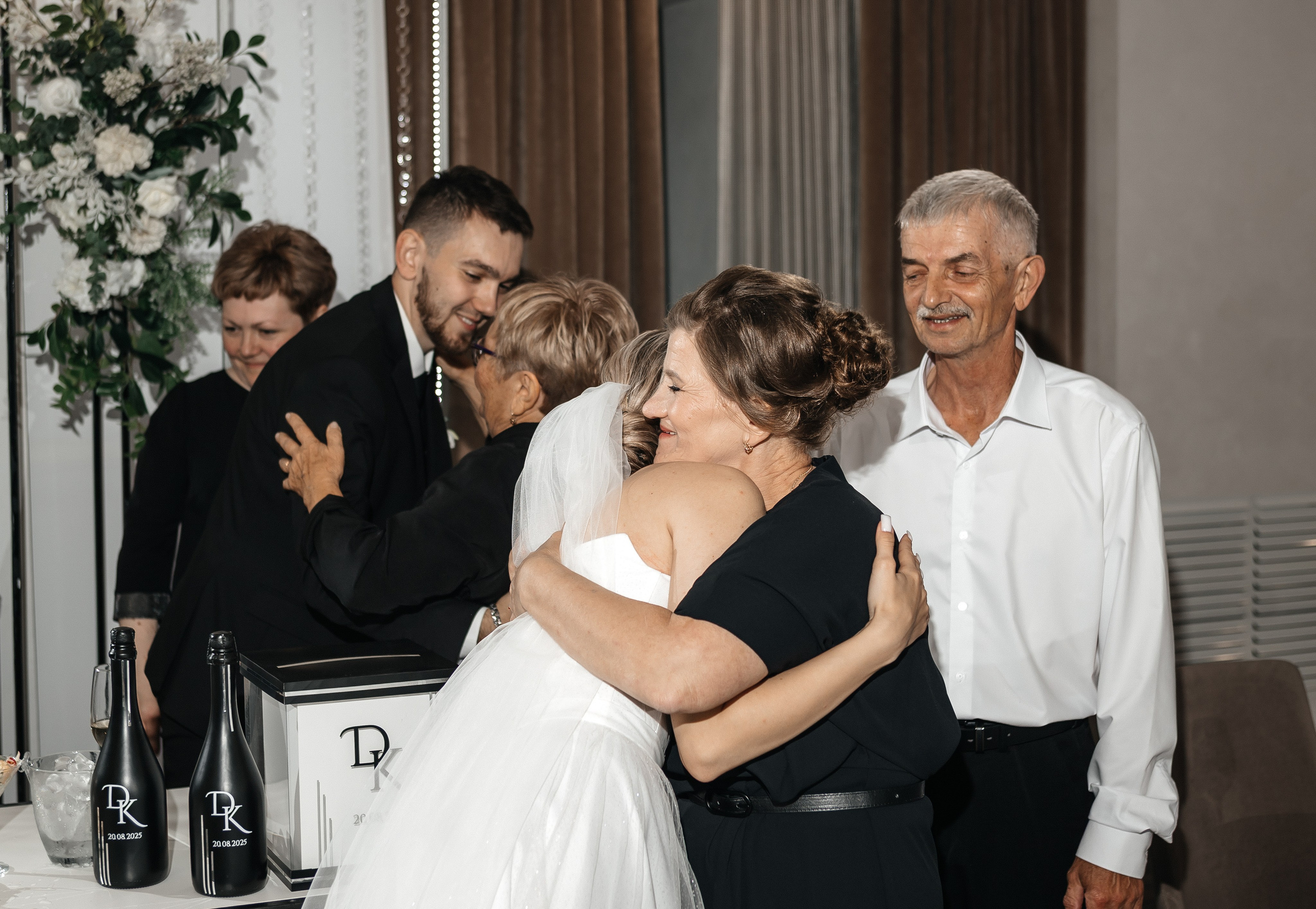 Даниил & Кристина | 20.08.25. Свадебный и семейный фотограф в Омске Евгения Хакимова