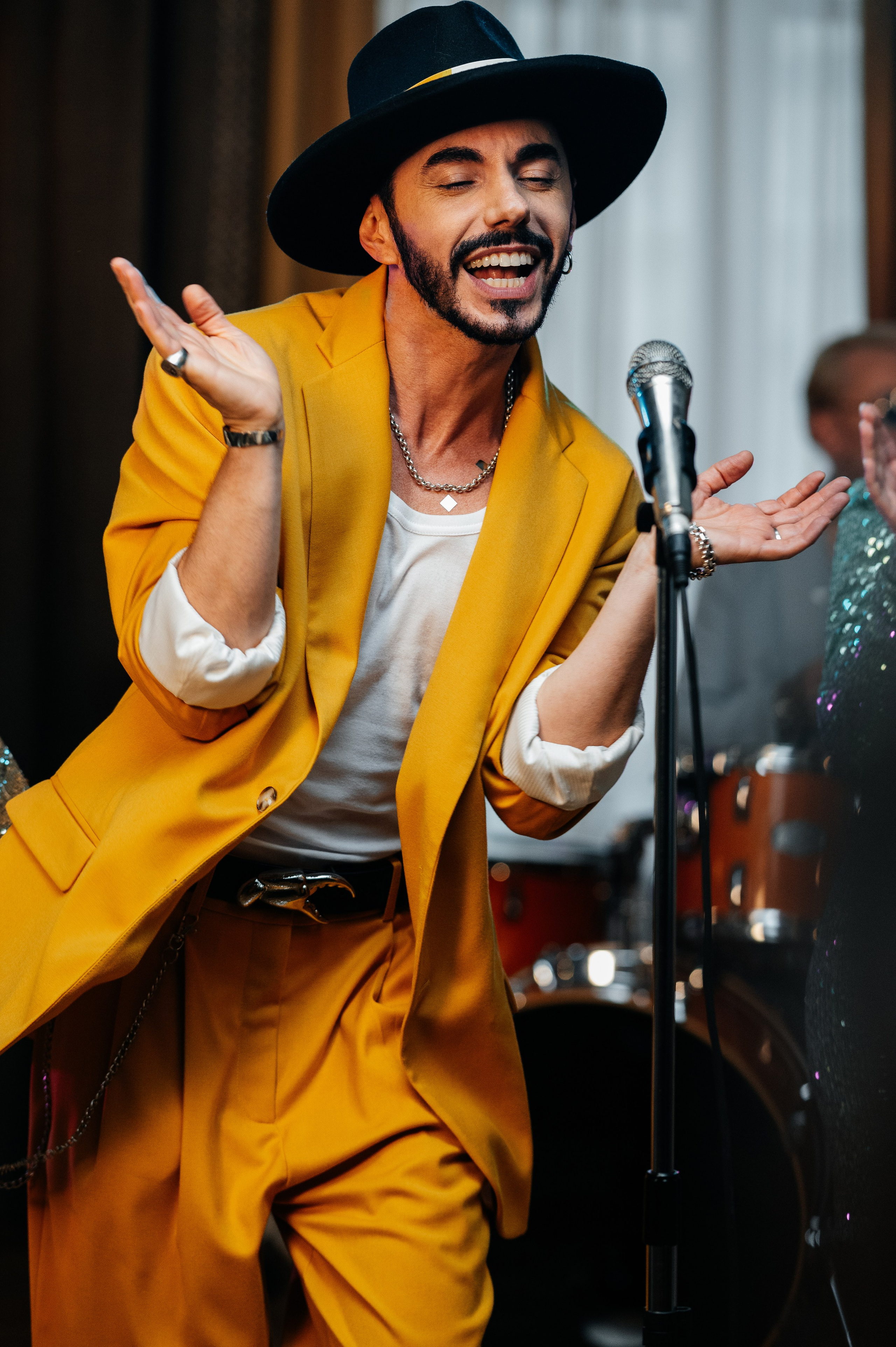 Тимур Родригез — Брюс Всемогущий. Wedding photographer in Moscow and around the world Andrey Medvednikov