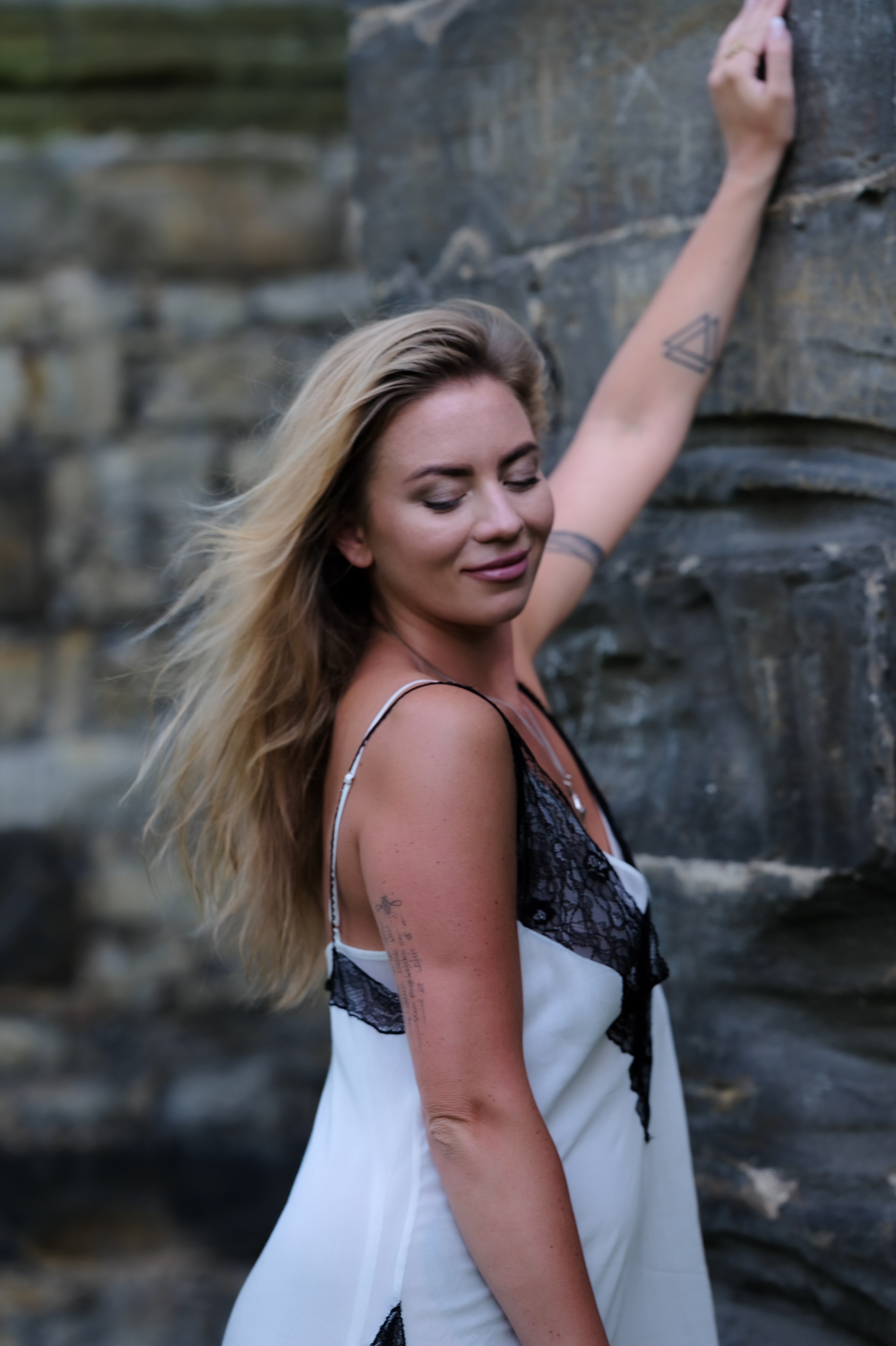 Настя. Фотограф в Москве и Праге: индивидуальные портреты, парные фотосессии