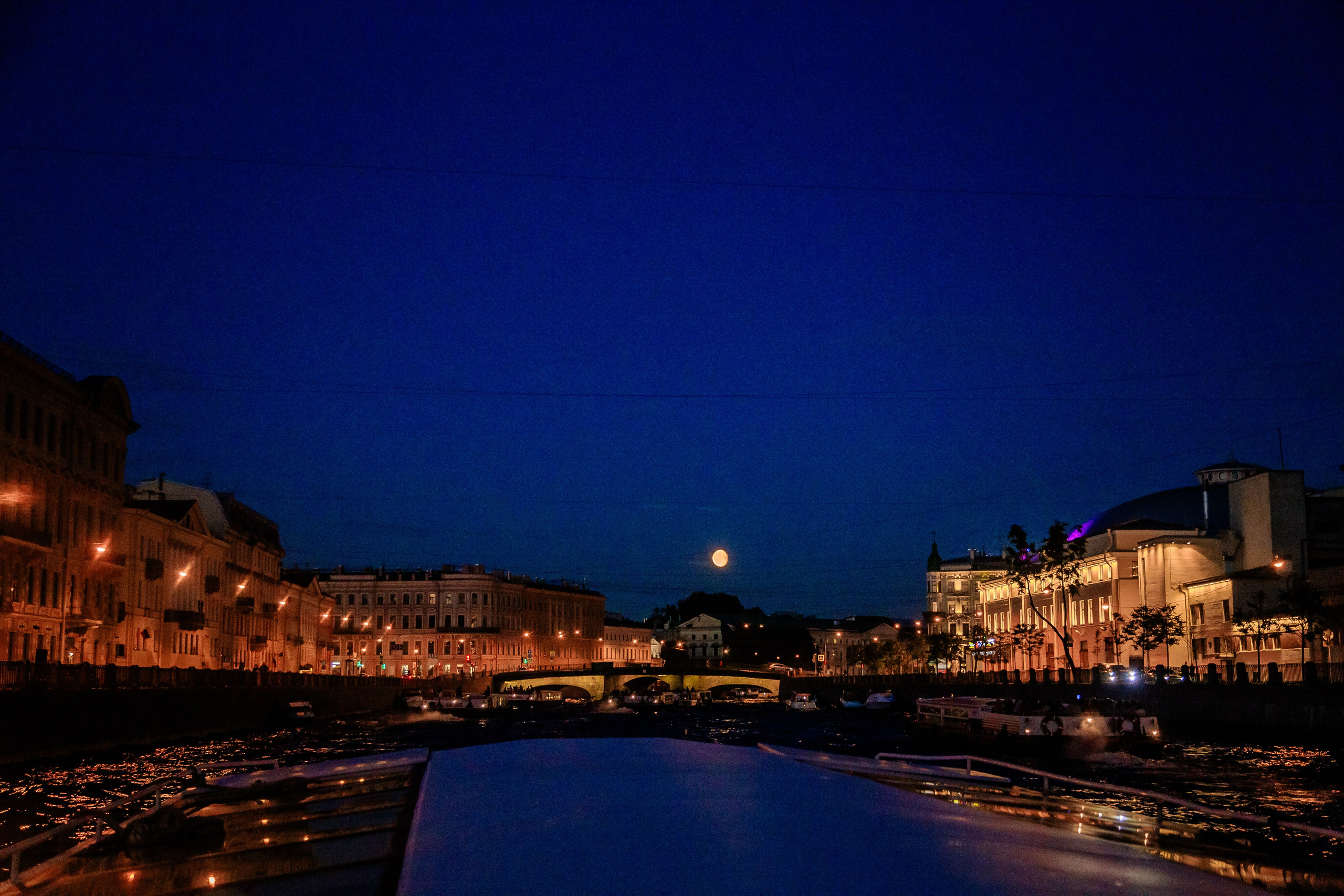 Выпускной на теплоходе. Фотограф в Санкт-Петербурге Чумаков Семен