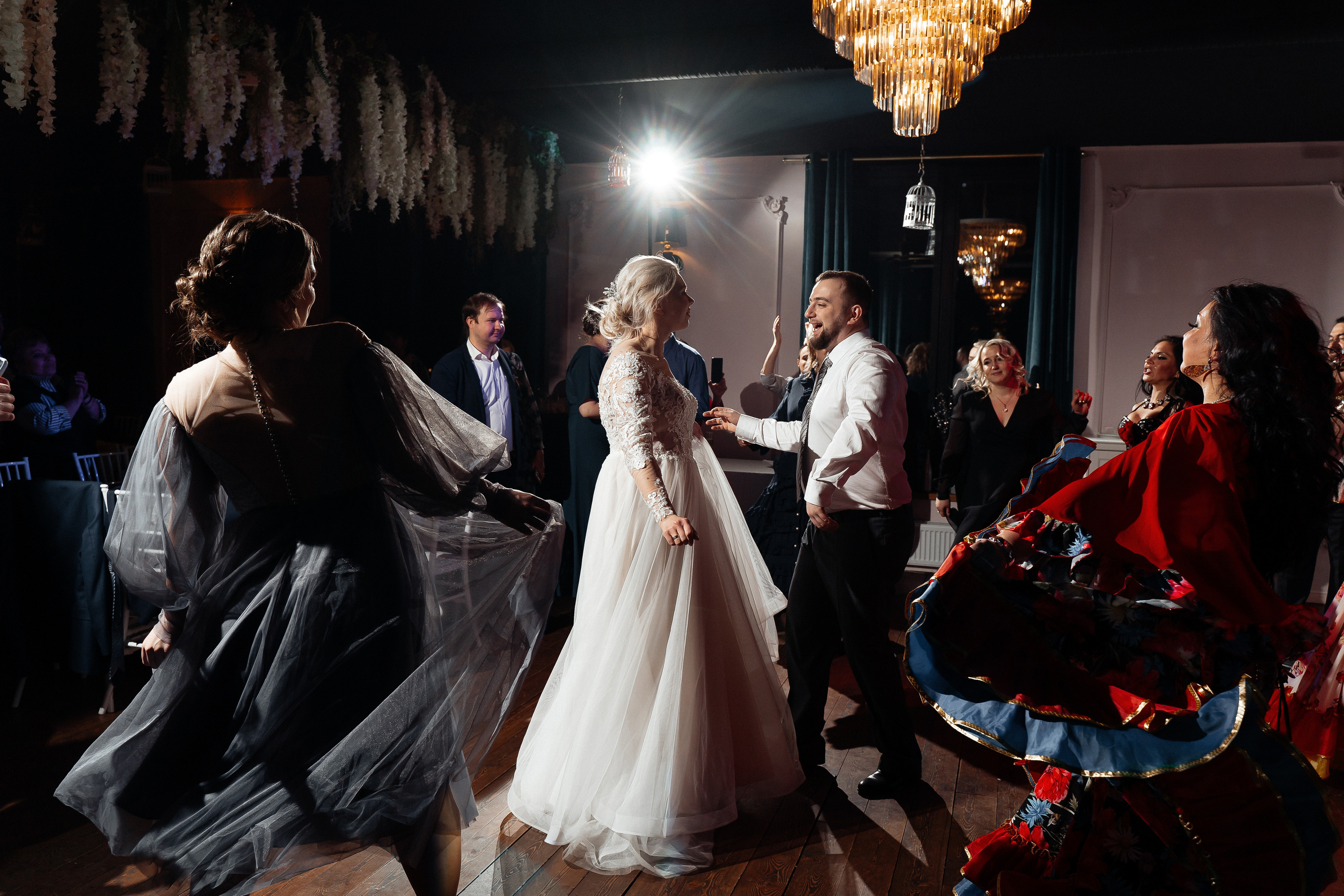 Сеня и Софа. Павел Мерк. Стильная свадебная фотография