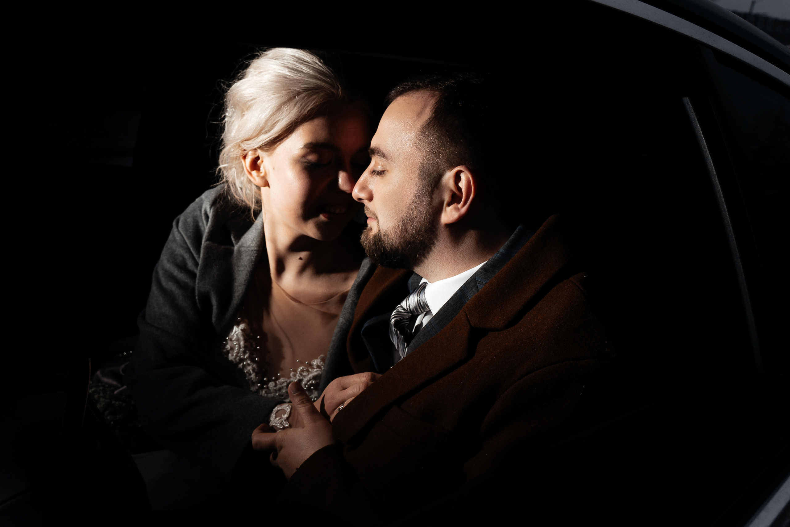 Сеня и Софа. Павел Мерк. Стильная свадебная фотография