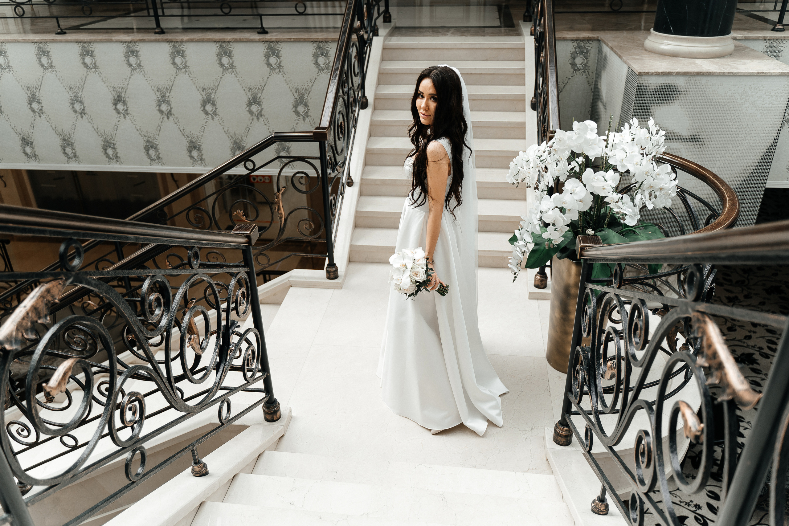 Саша и Динара. Павел Мерк. Стильная свадебная фотография