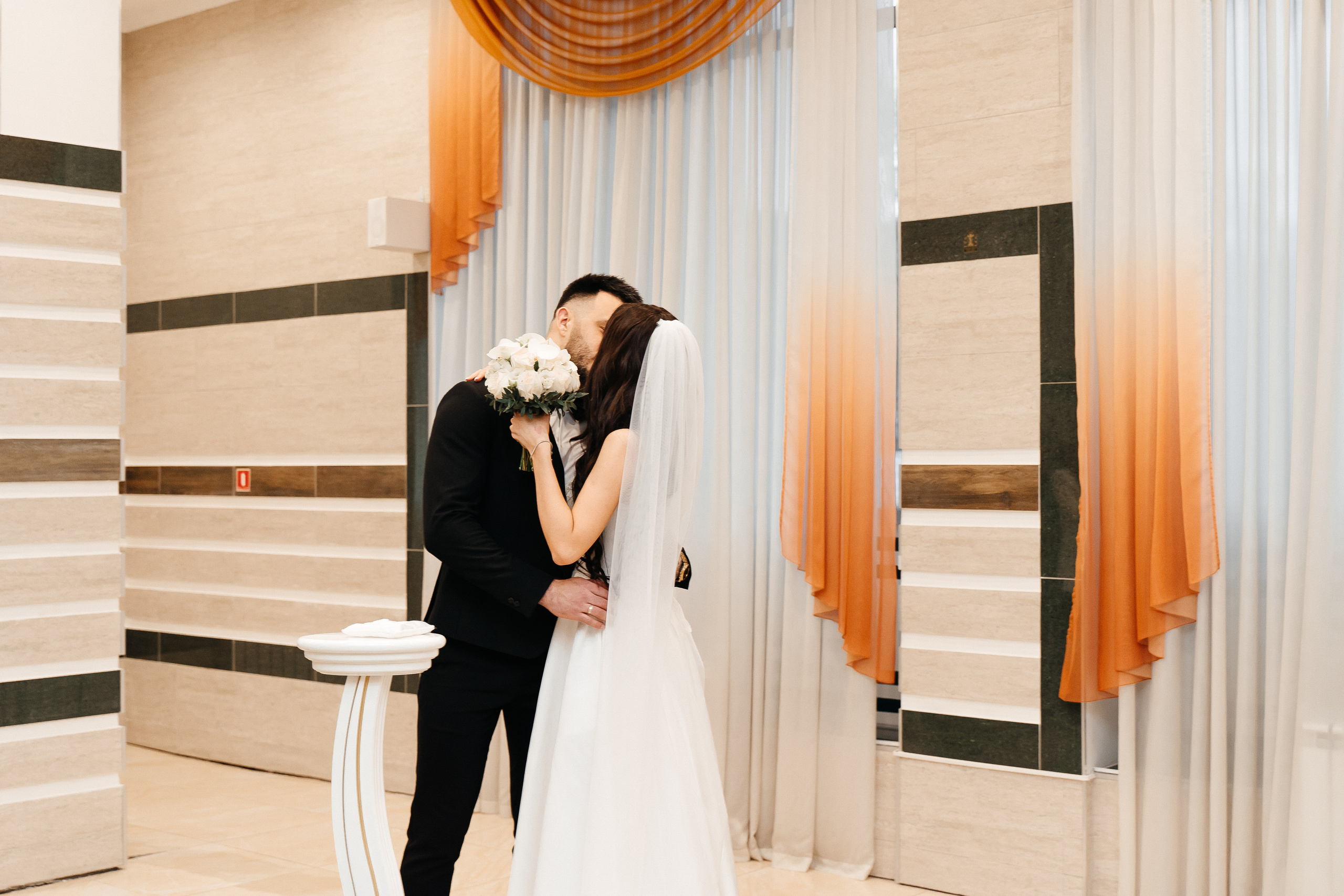 Саша и Динара. Павел Мерк. Стильная свадебная фотография