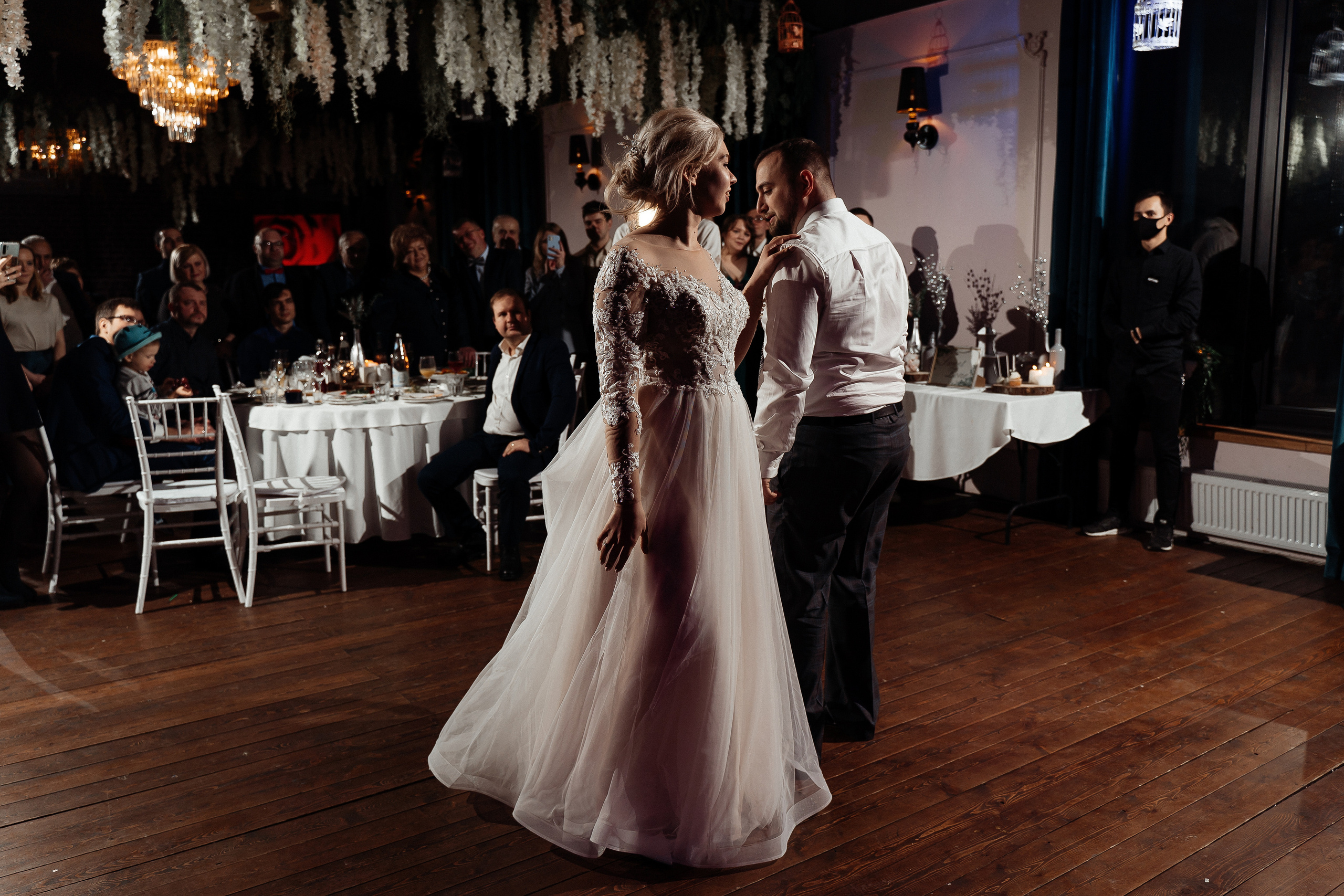 Сеня и Софа. Павел Мерк. Стильная свадебная фотография