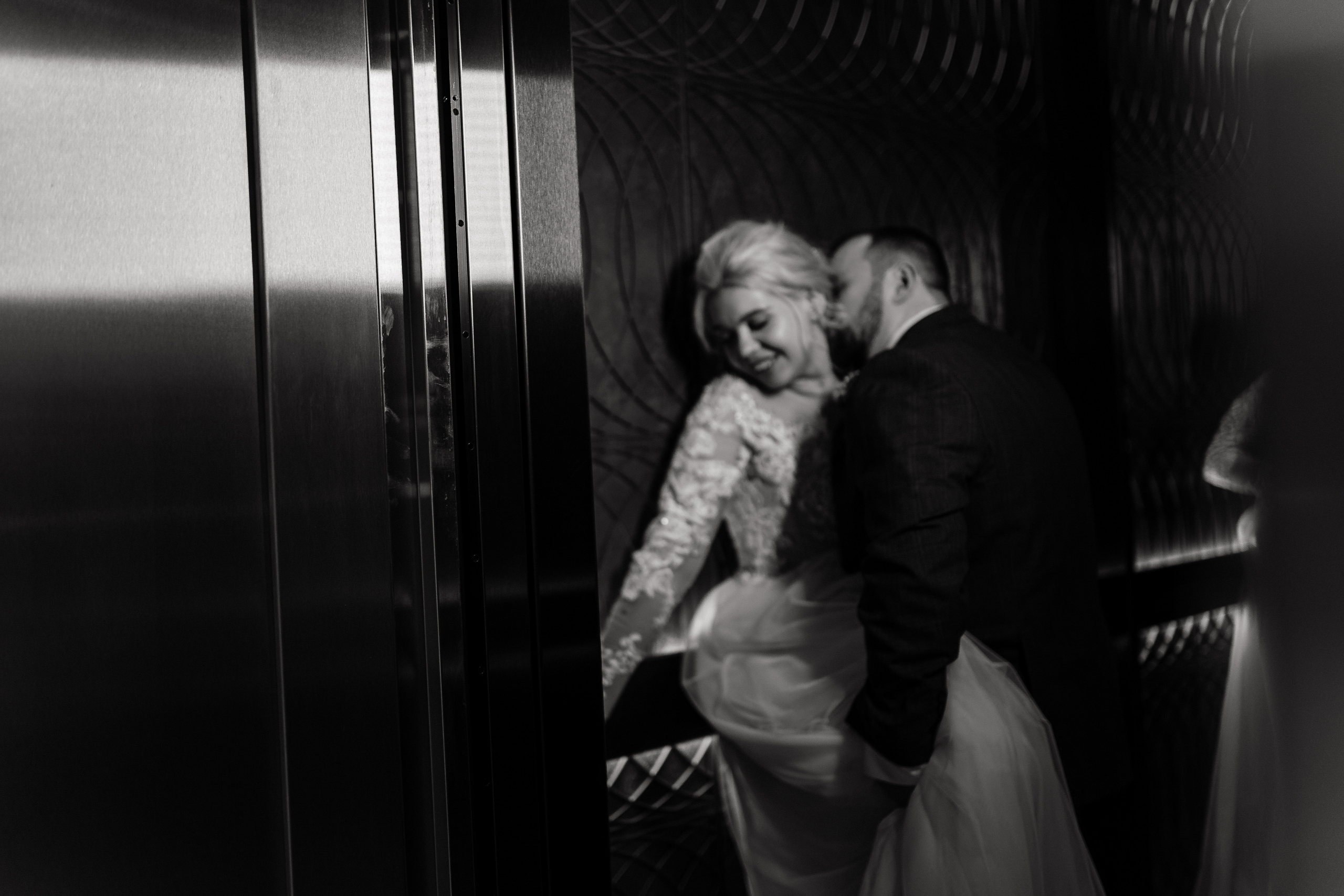 Сеня и Софа. Павел Мерк. Стильная свадебная фотография