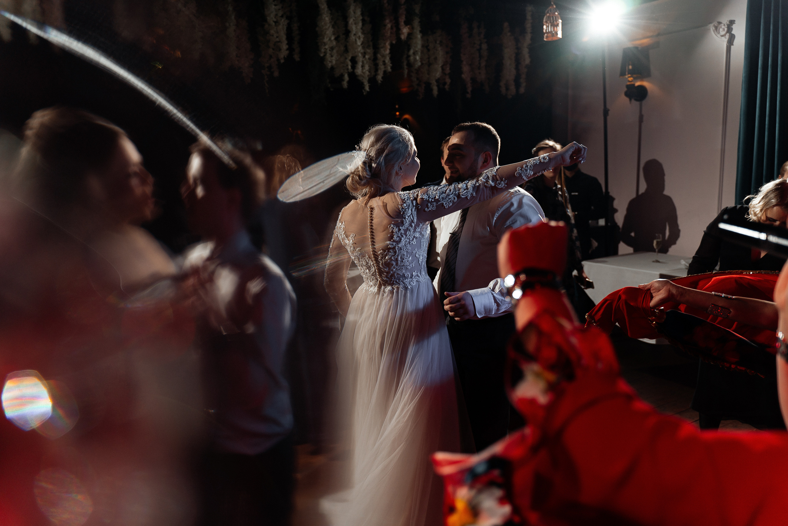 Сеня и Софа. Павел Мерк. Стильная свадебная фотография