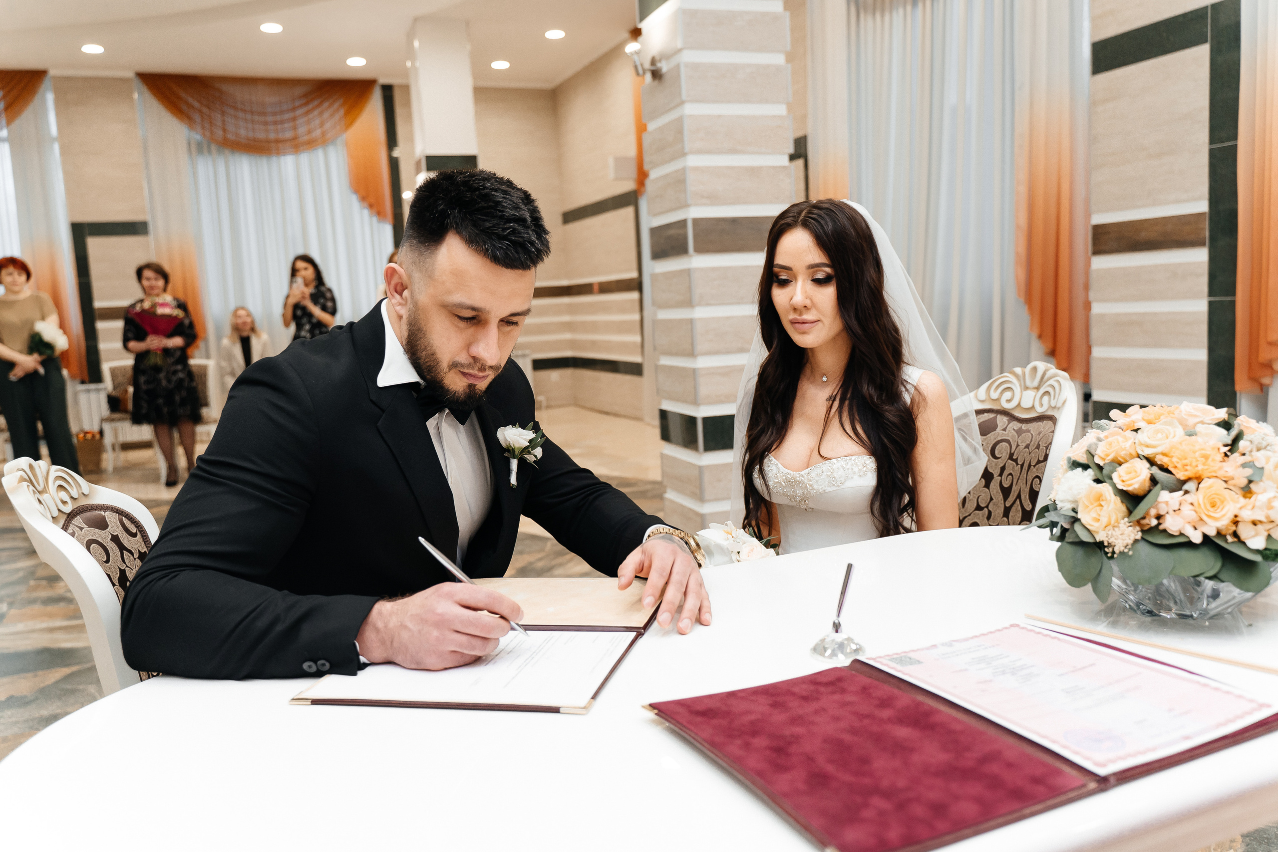 Саша и Динара. Павел Мерк. Стильная свадебная фотография