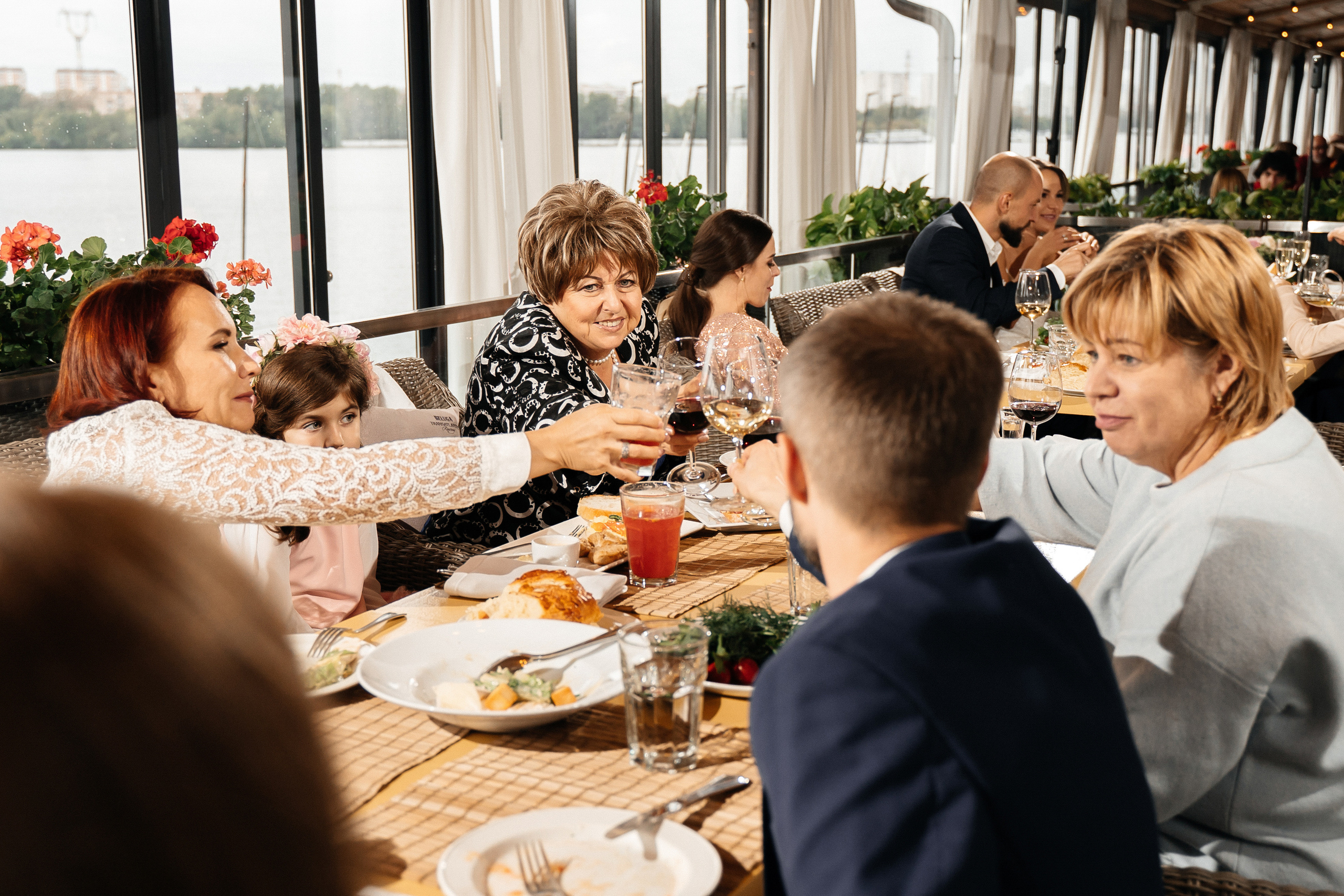 Саша и Миломира. Павел Мерк. Стильная свадебная фотография