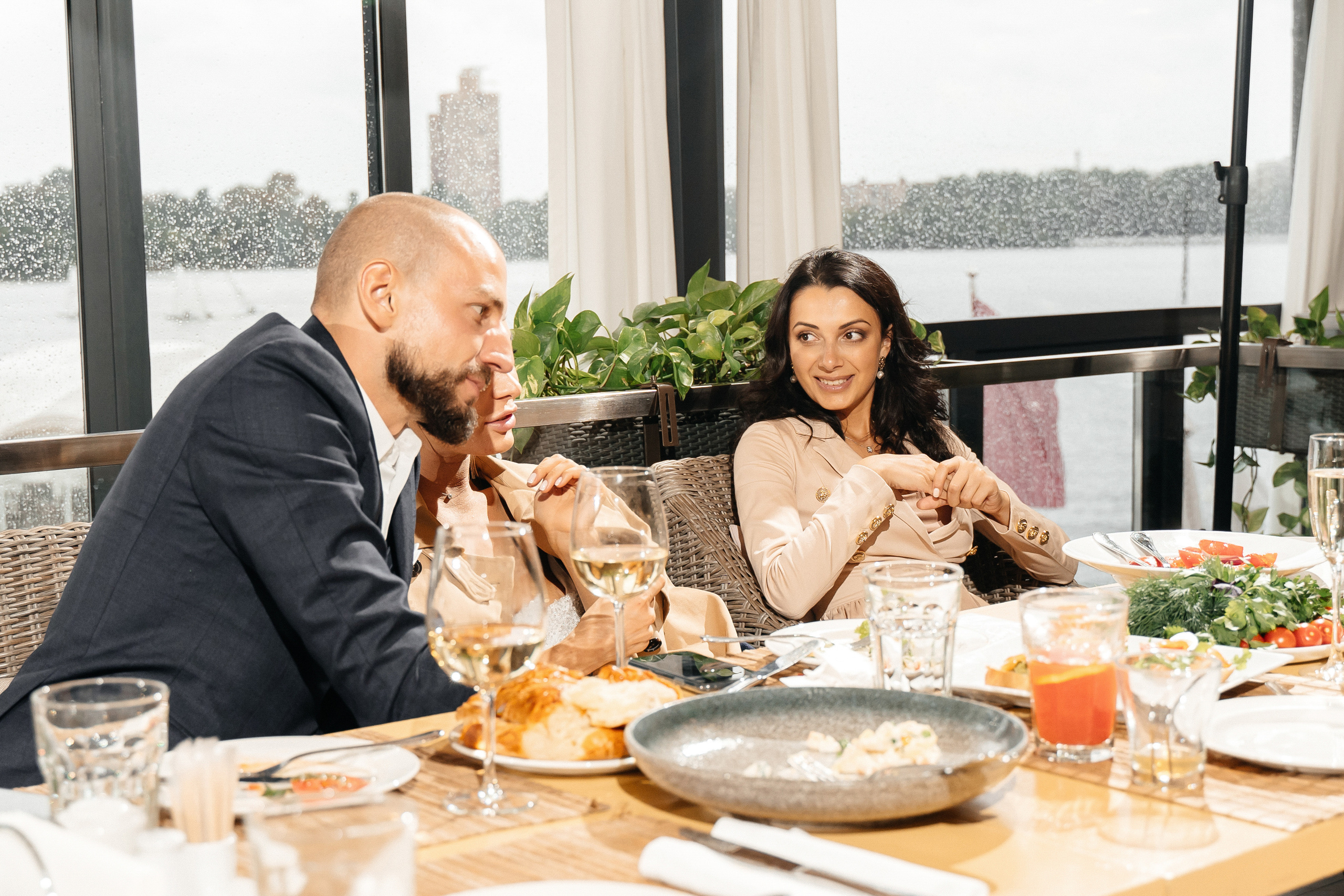 Саша и Миломира. Павел Мерк. Стильная свадебная фотография