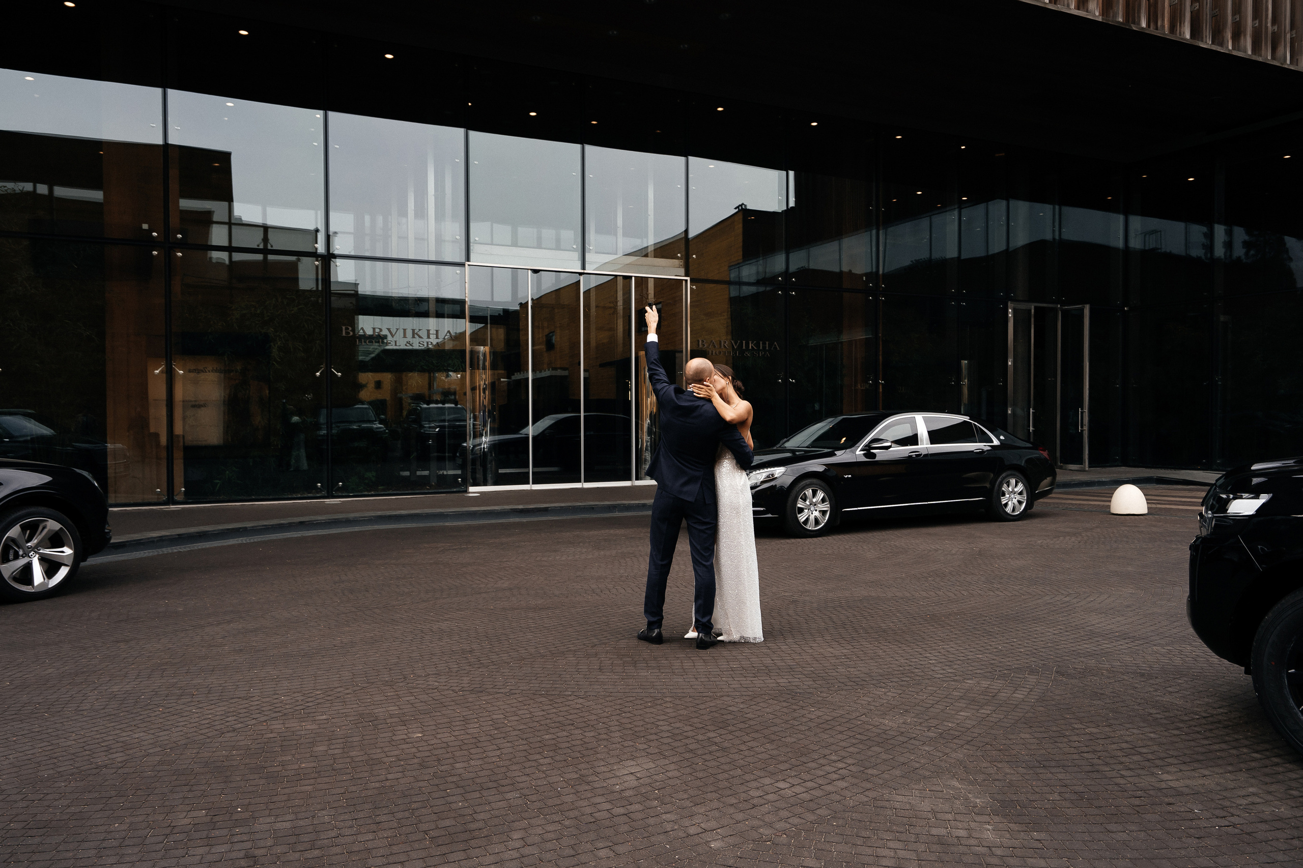 Саша и Миломира. Павел Мерк. Стильная свадебная фотография