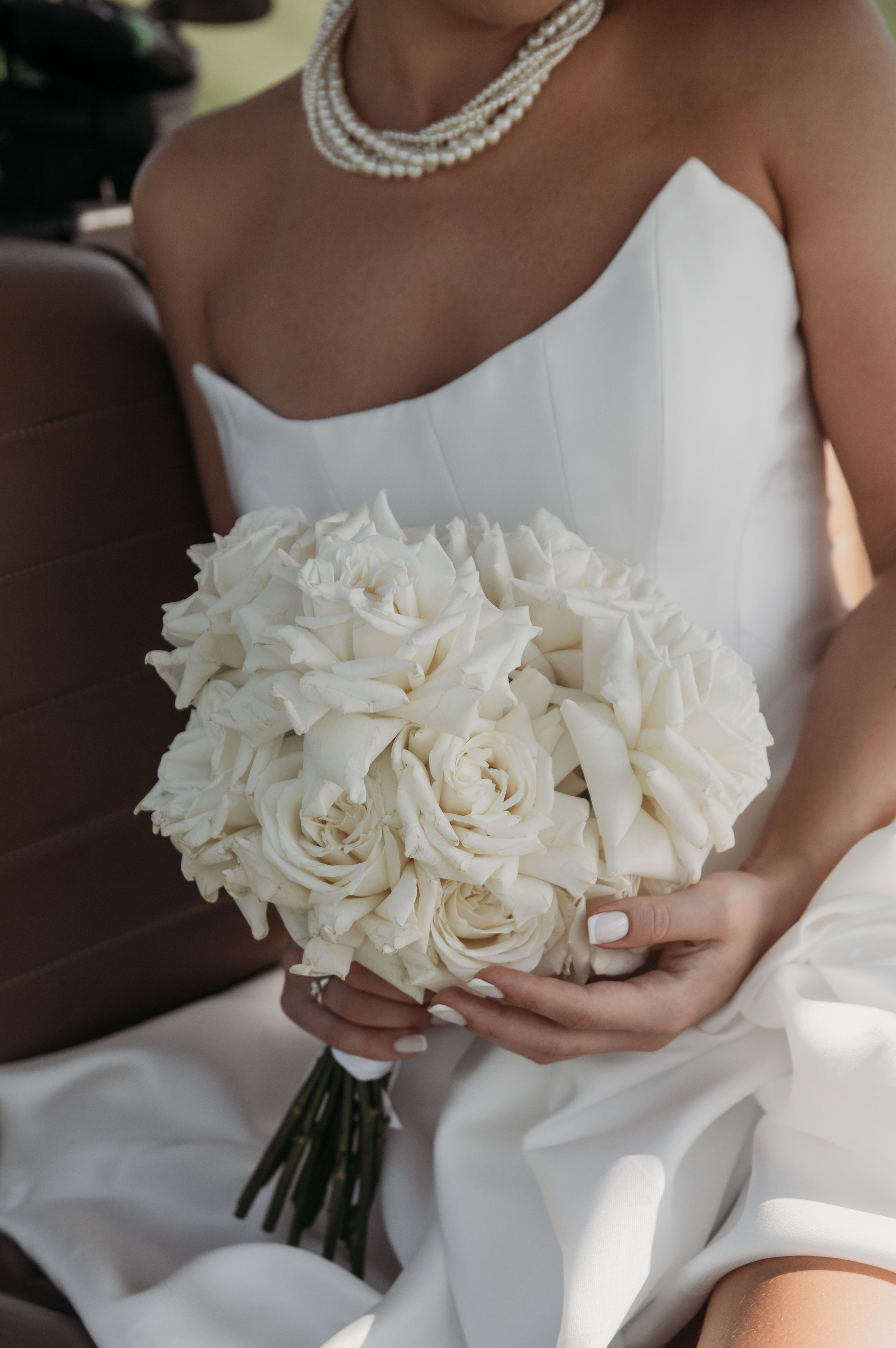 Свадебная фотосессия в Завидово гольф поле с утром невесты и красивым свадебным банкетом. Свадебный фотограф в Твери, Москве и Санкт-Петербурге Денисова Екатерина