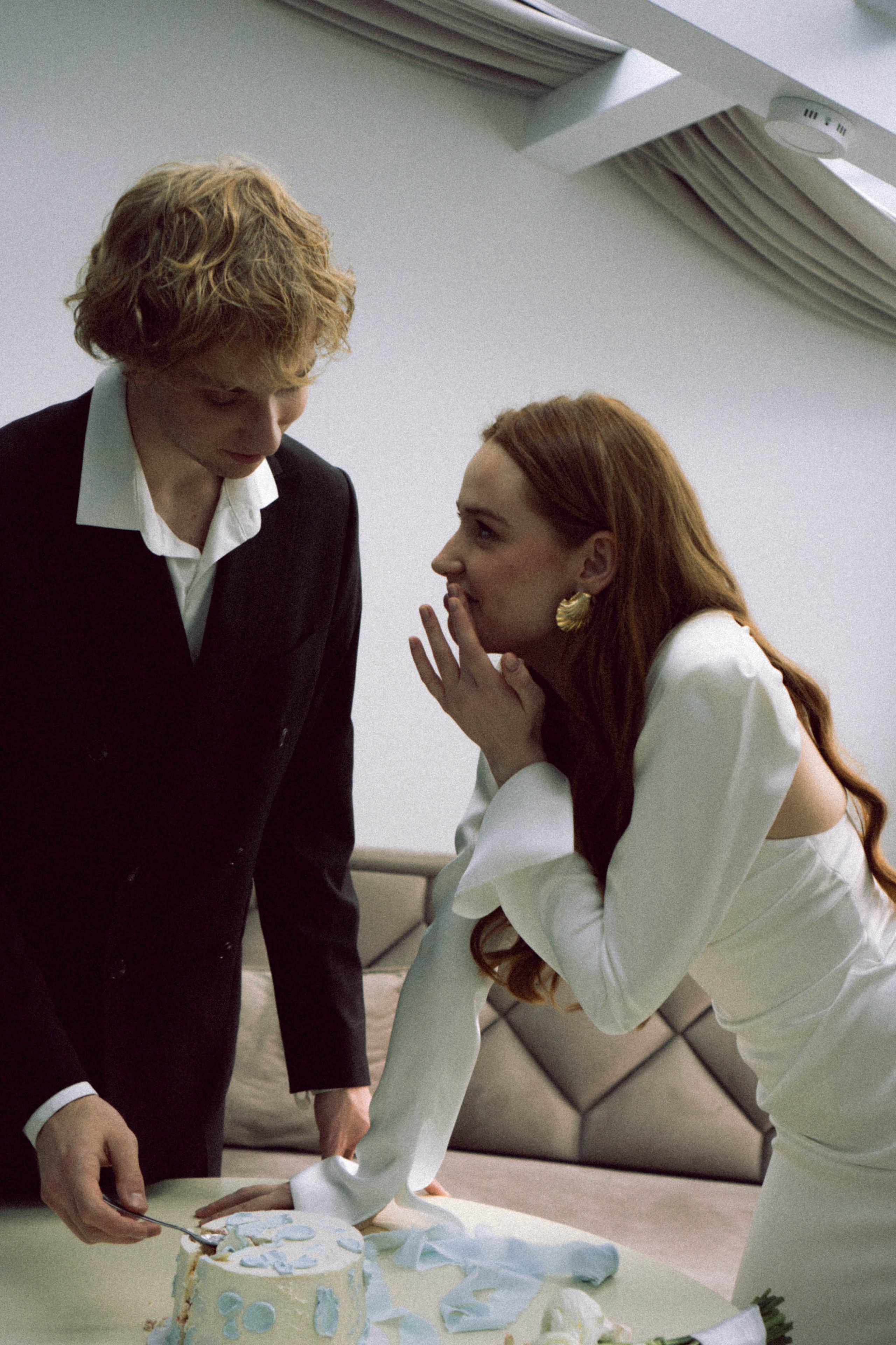 СВАДЕБНАЯ СЬЕМКА В ОТЕЛЕ. СБОРЫ ЖЕНИХА И НЕВЕСТЫ И ТАКЖЕ ТОР И ПОДГОТОВКА К ПРОГУЛКЕ. Профессиональный фотограф, Санкт-Петербург — Виктория Богомолова