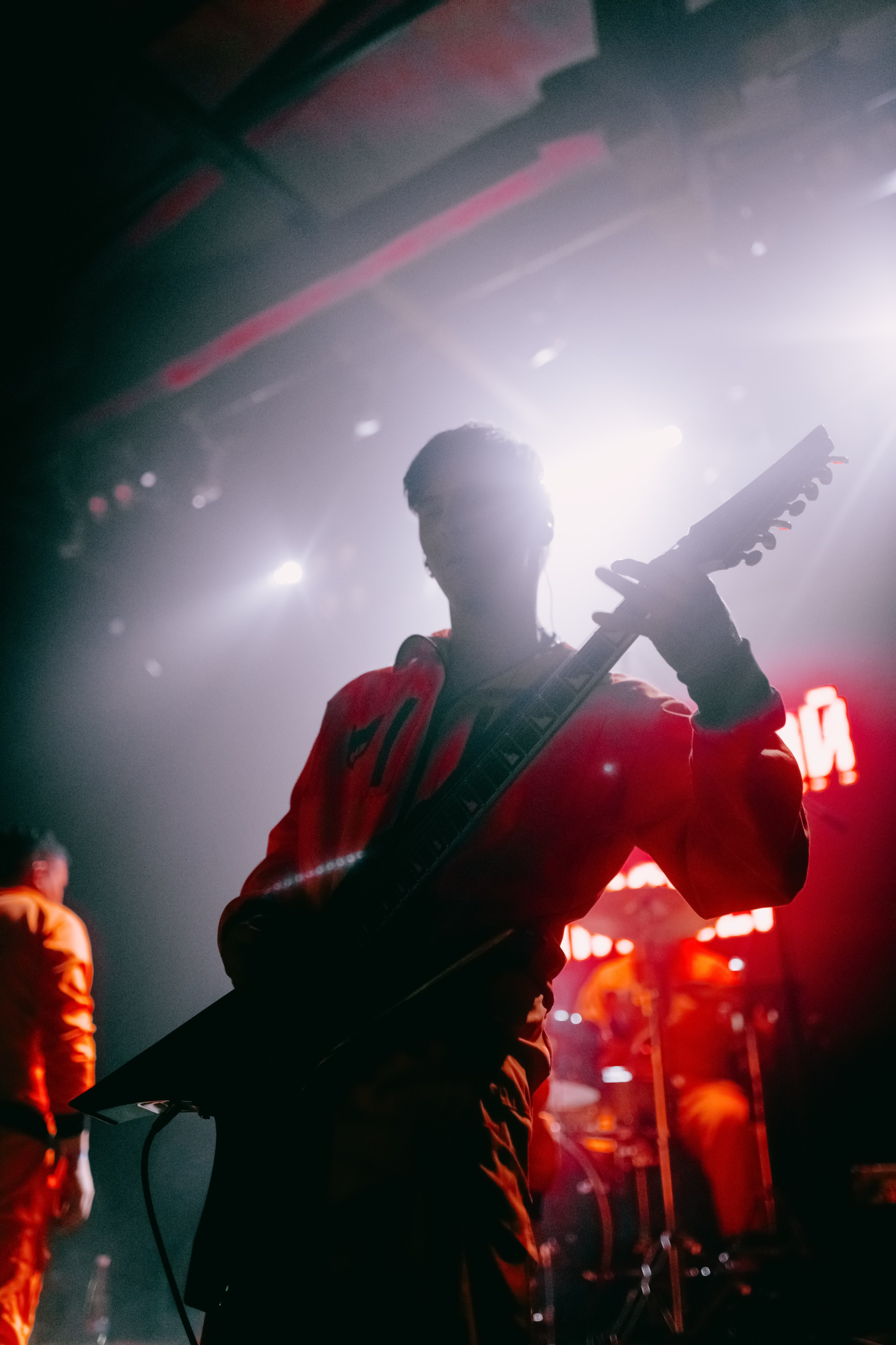 ПОСЛЕДНИЙ ПИОНЕР. Фотограф Елена Богачева (lenalena_na_na_na)