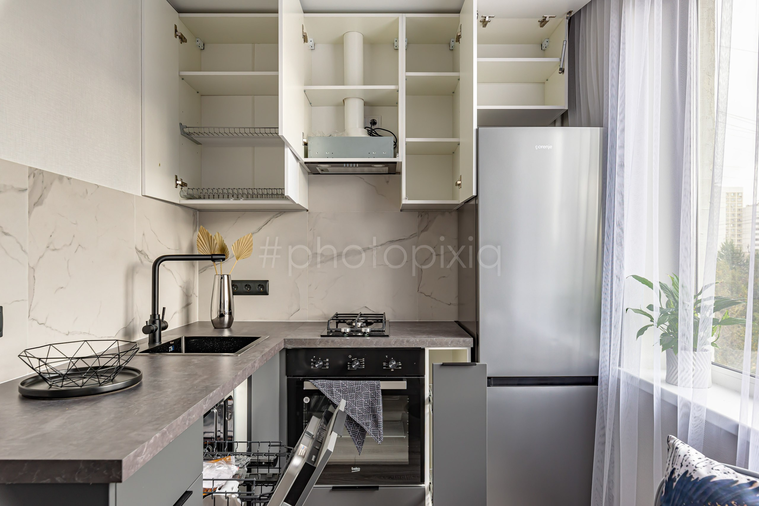 Интерьерная съёмка двухкомнатной квартиры на Волгина. Интерьерная съёмка и виртуальные туры — Интерьерный фотограф Кузнецов Сергей (photopixiq)