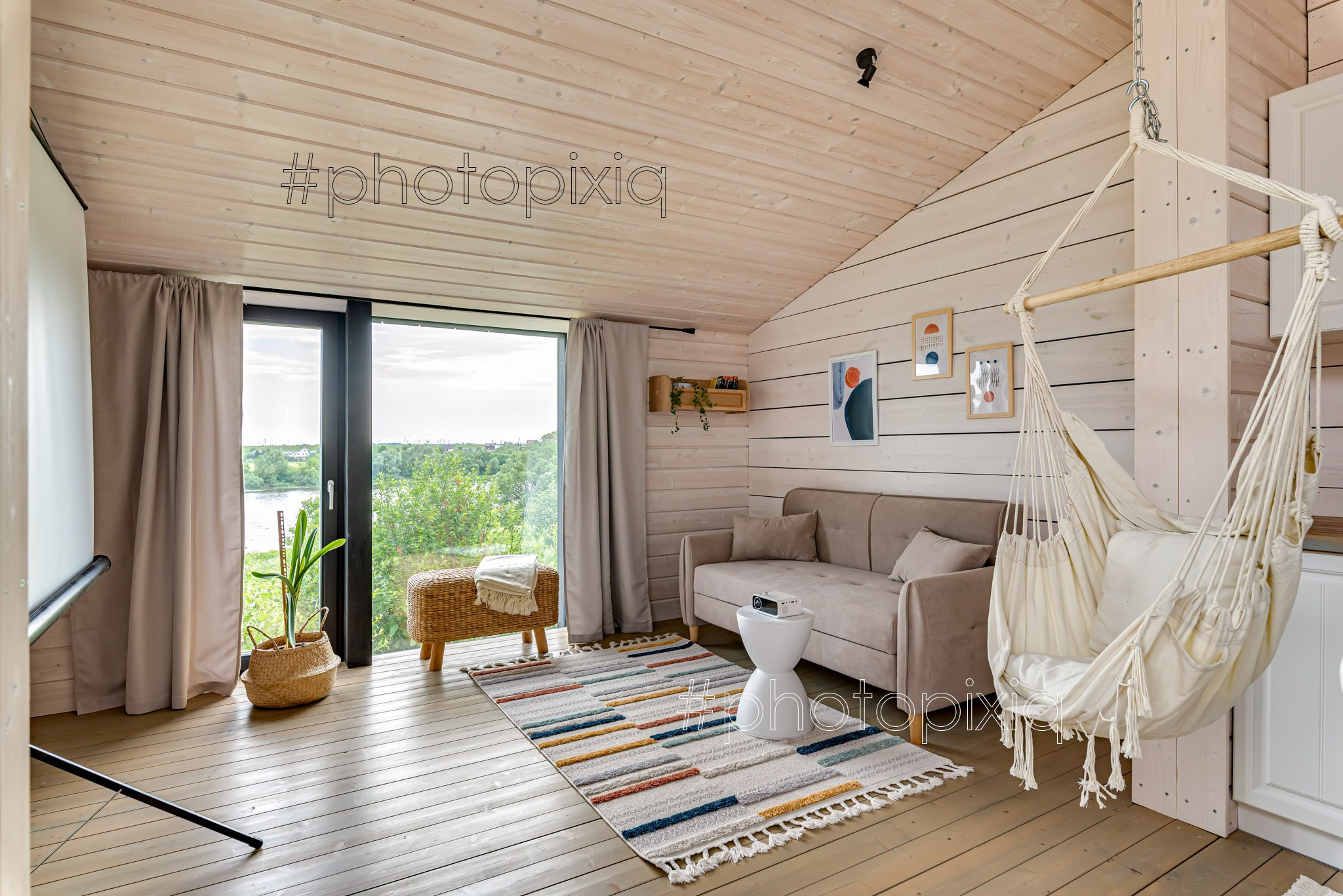 Съёмка загородного дома на Оке для аренды. Интерьерная съёмка и виртуальные туры — Интерьерный фотограф Кузнецов Сергей (photopixiq)