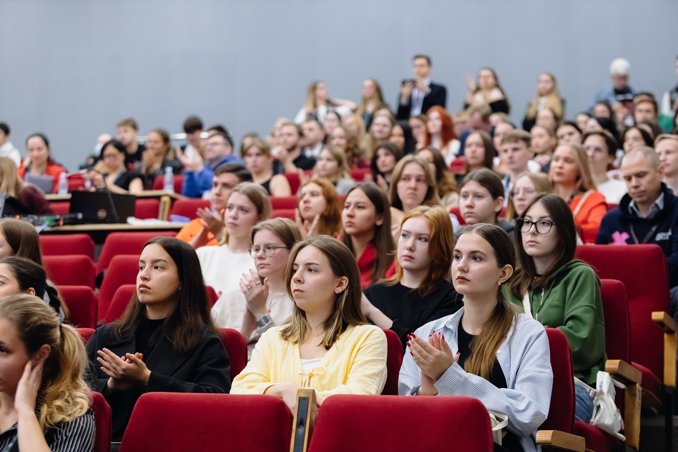 Finopolis. Главная